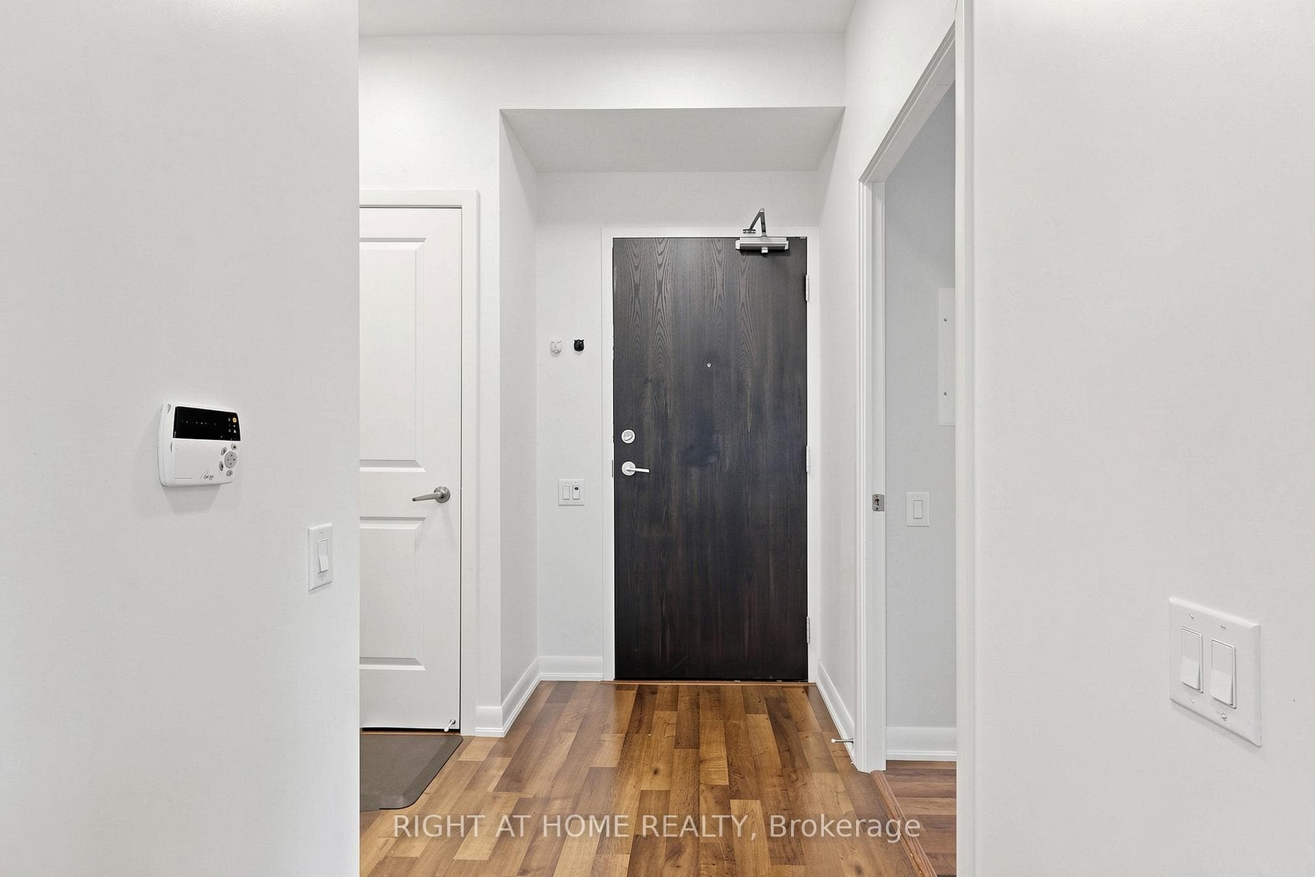 17 Anndale Drive Unit PH206 photo 24