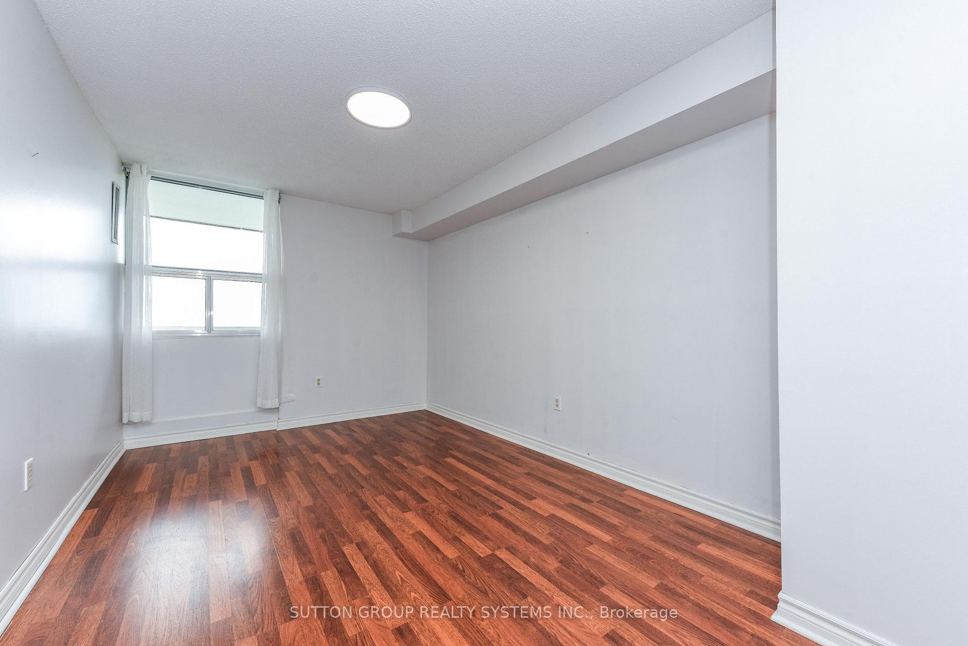 2055 Upper Middle Road Unit 705 photo 8