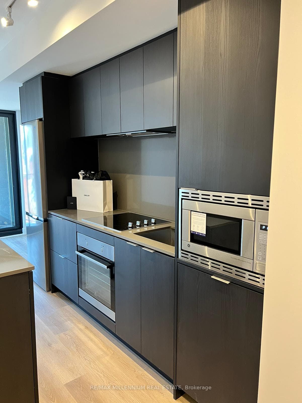1 JARVIS Street Unit 710 photo 10
