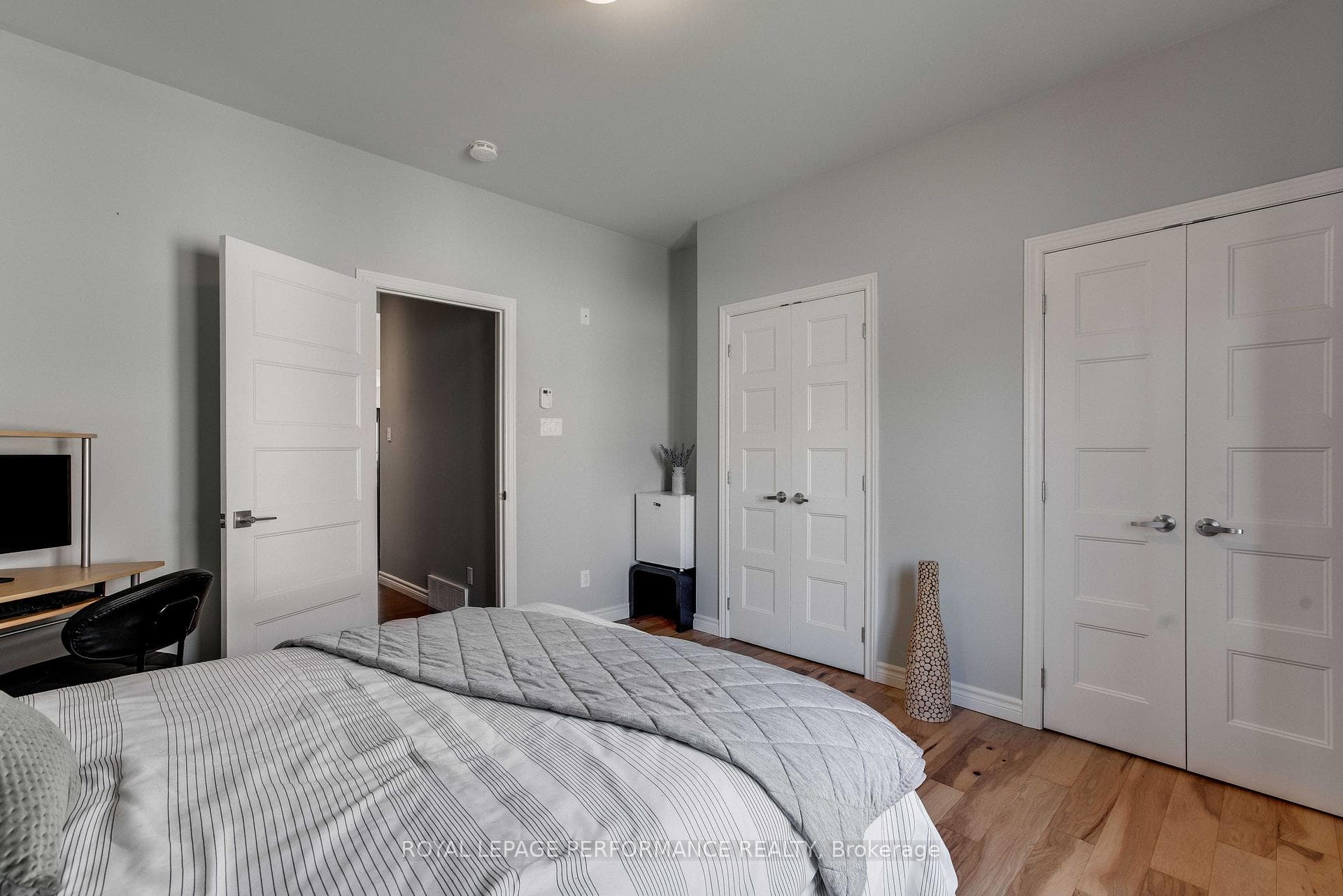 88 Pendleton Street photo 16