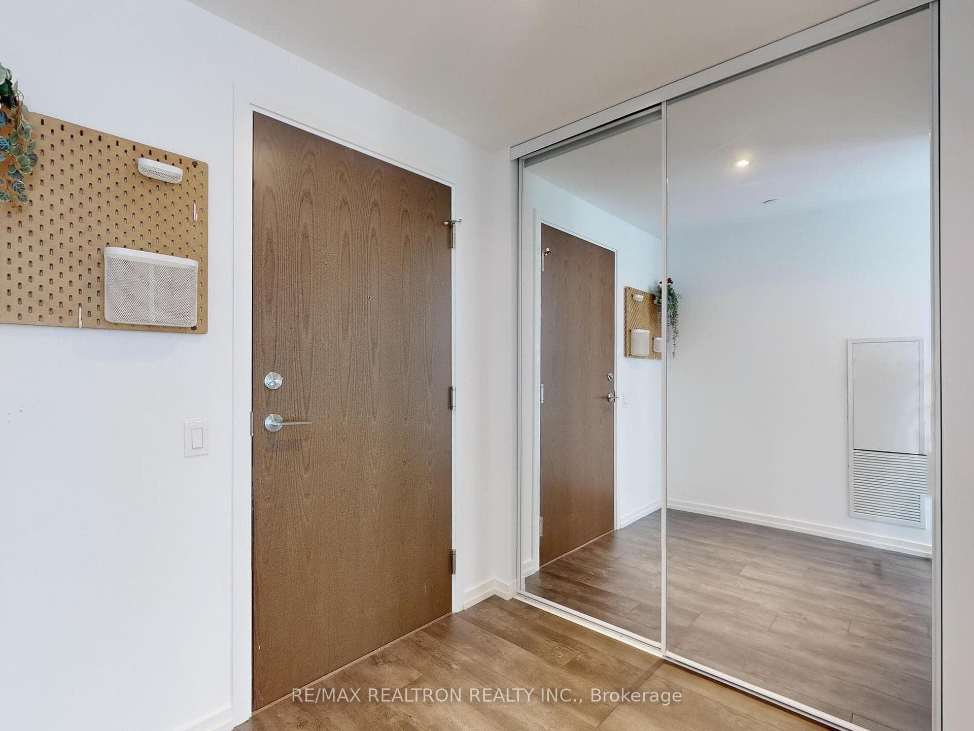 1000 Portage Parkway Unit 3110 photo 22