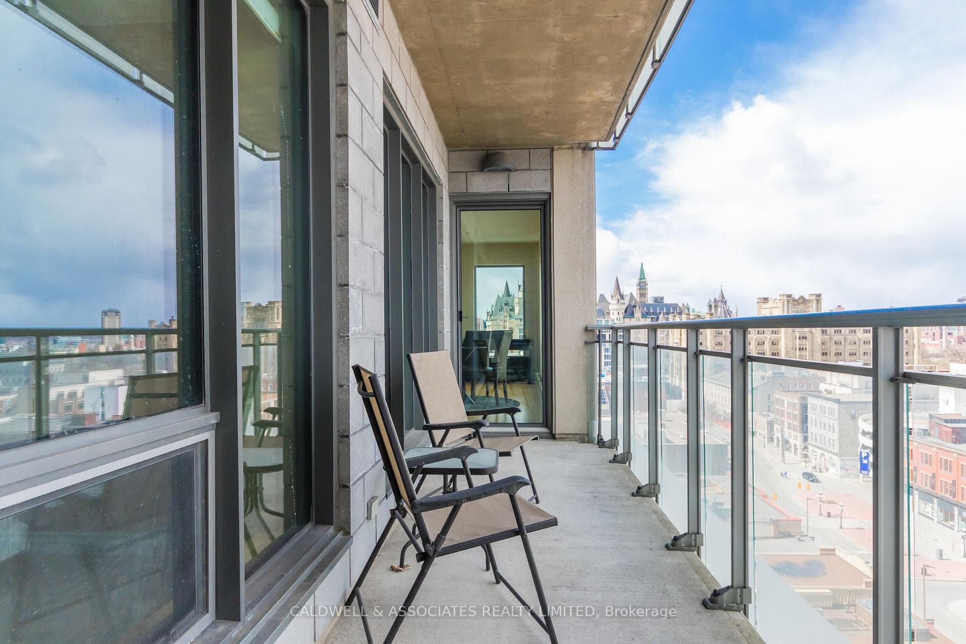 90 George Street Unit 1002 photo 27