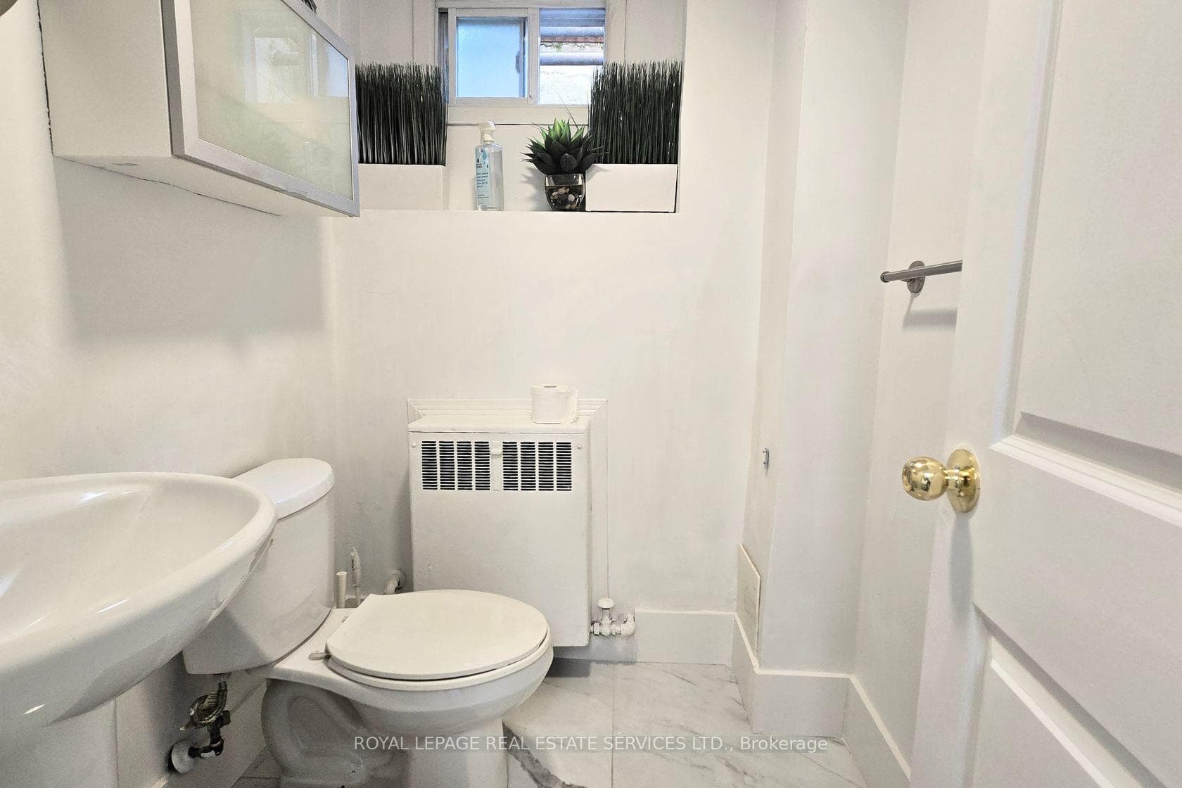 2842 Bloor Street Unit L1 photo 6