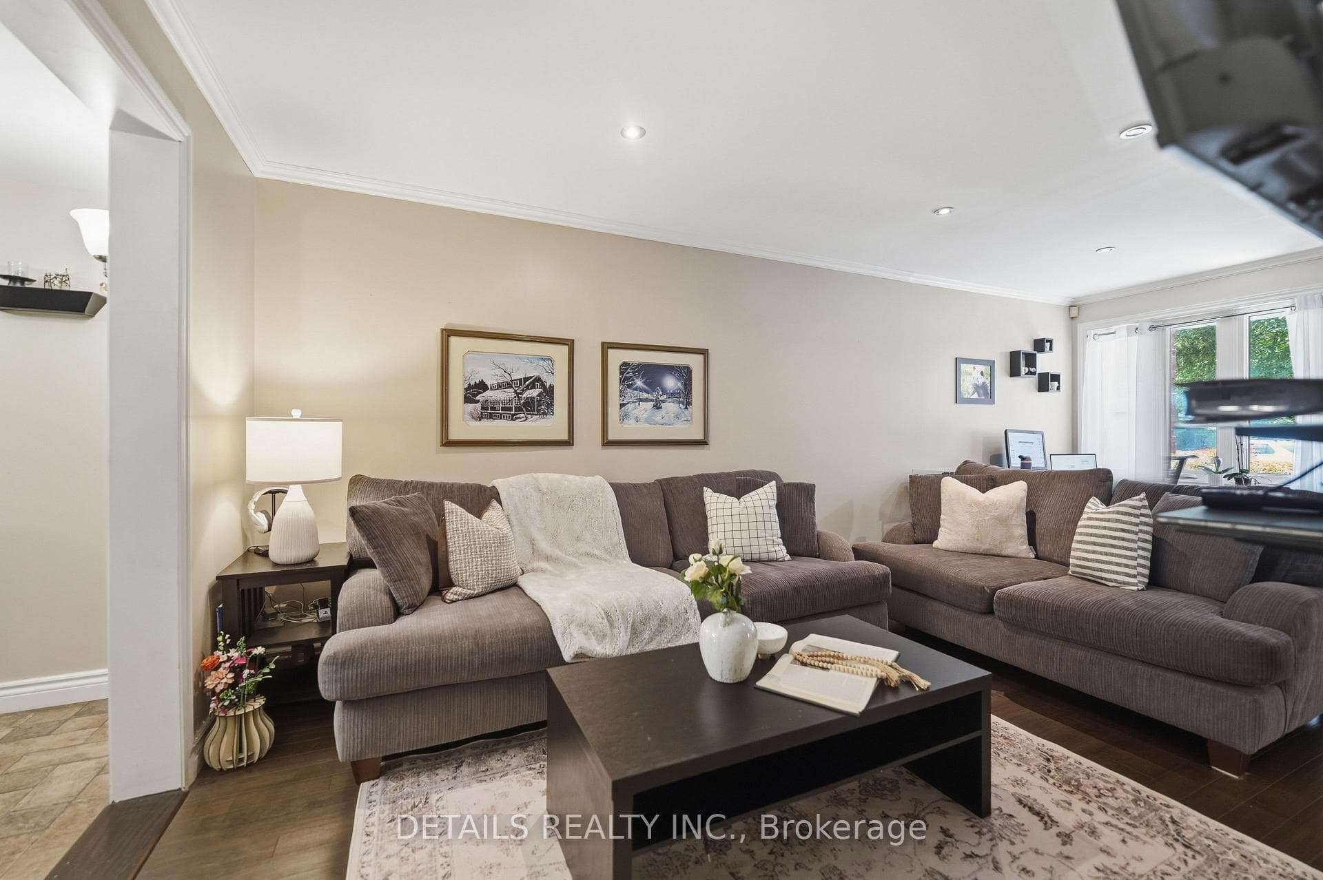 24 Southport Drive photo 11