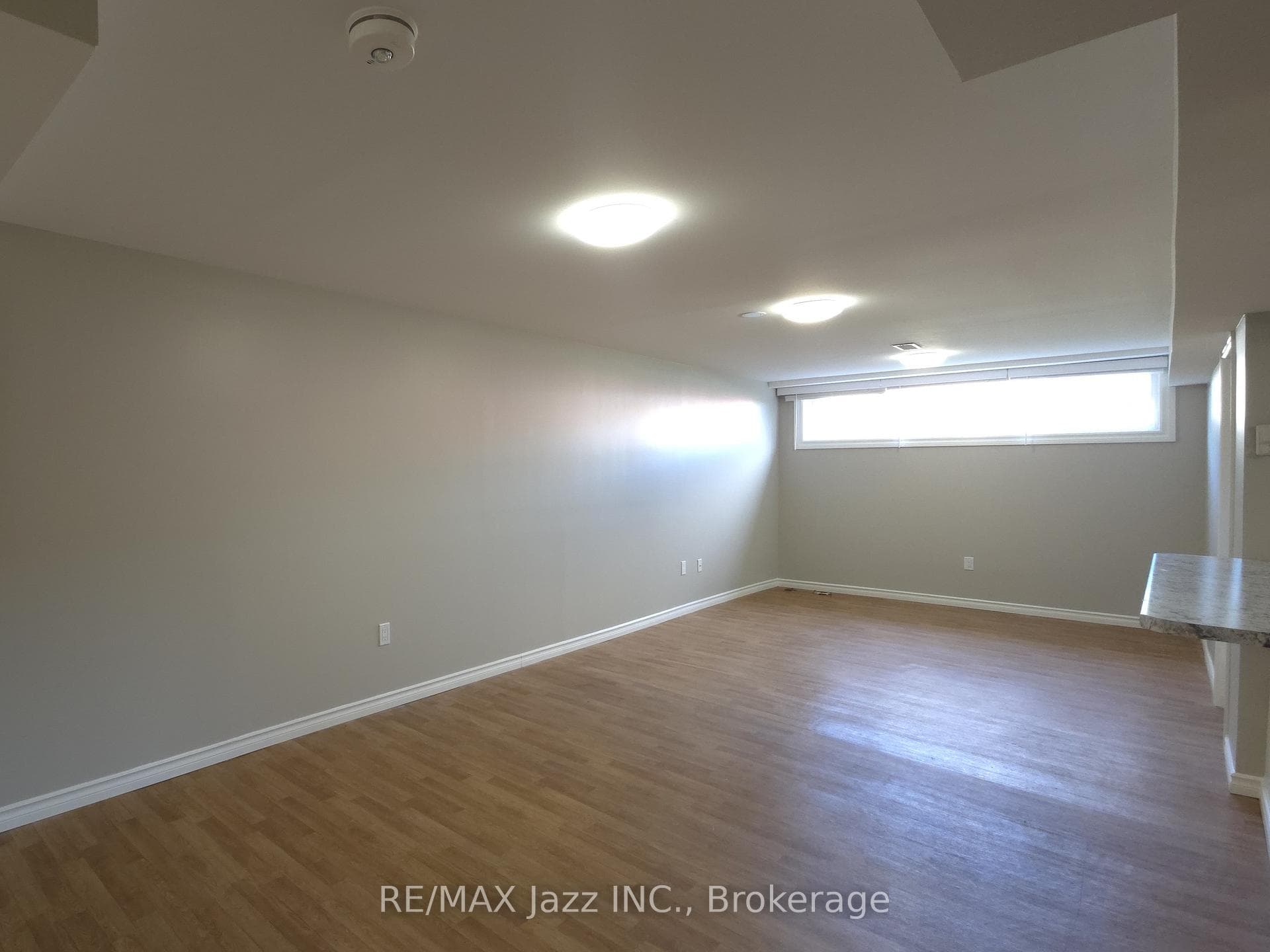 127 Lupin Drive Unit Basement photo 3