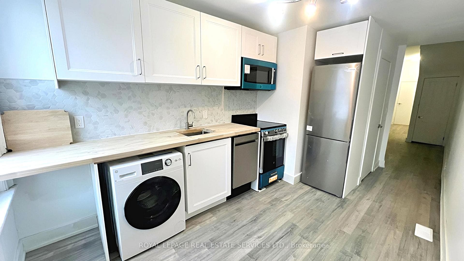 457 Queen Street Unit Main photo 7