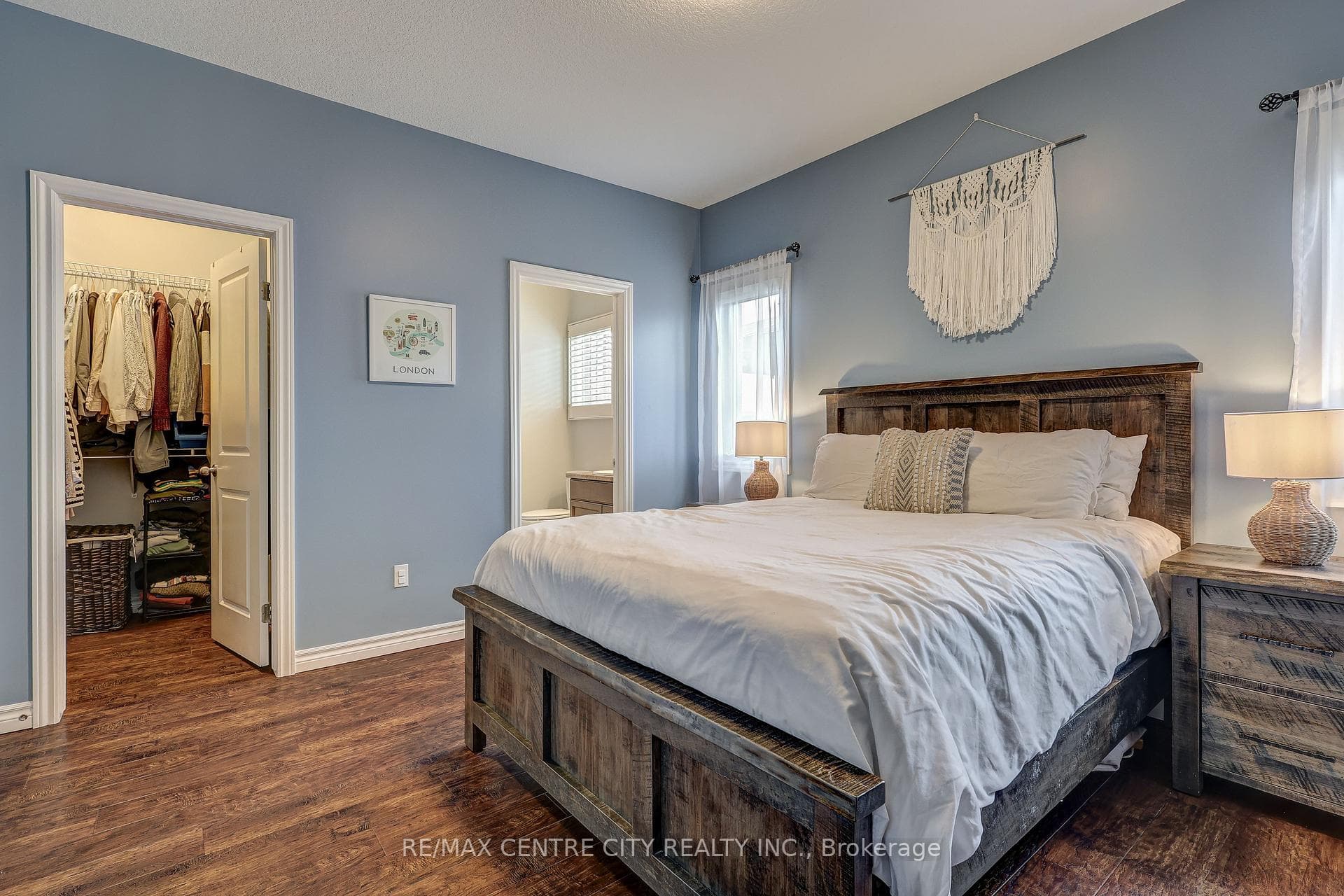 52 Circlewood Drive photo 19