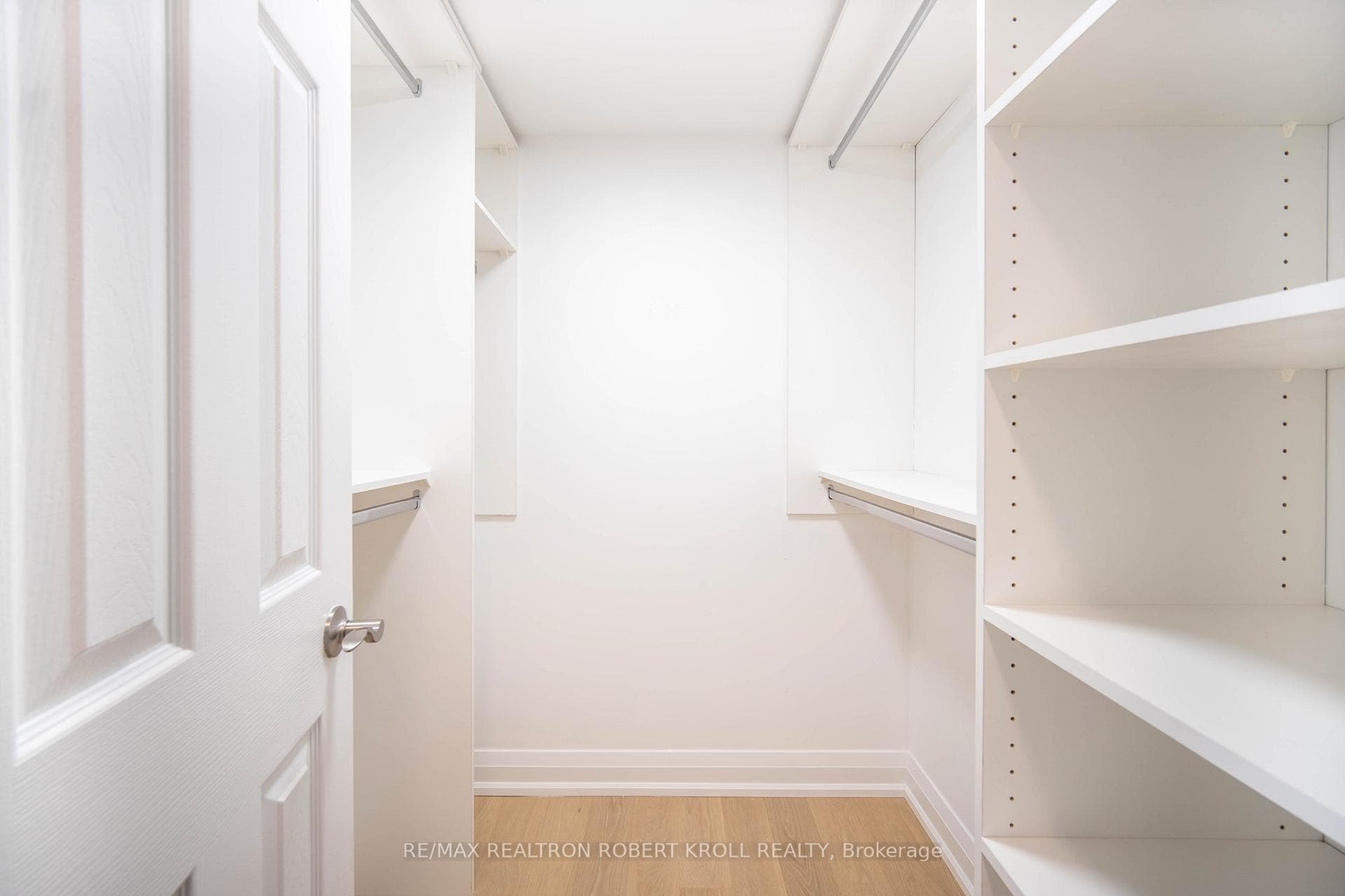 7300 Yonge Street Unit 701 photo 32