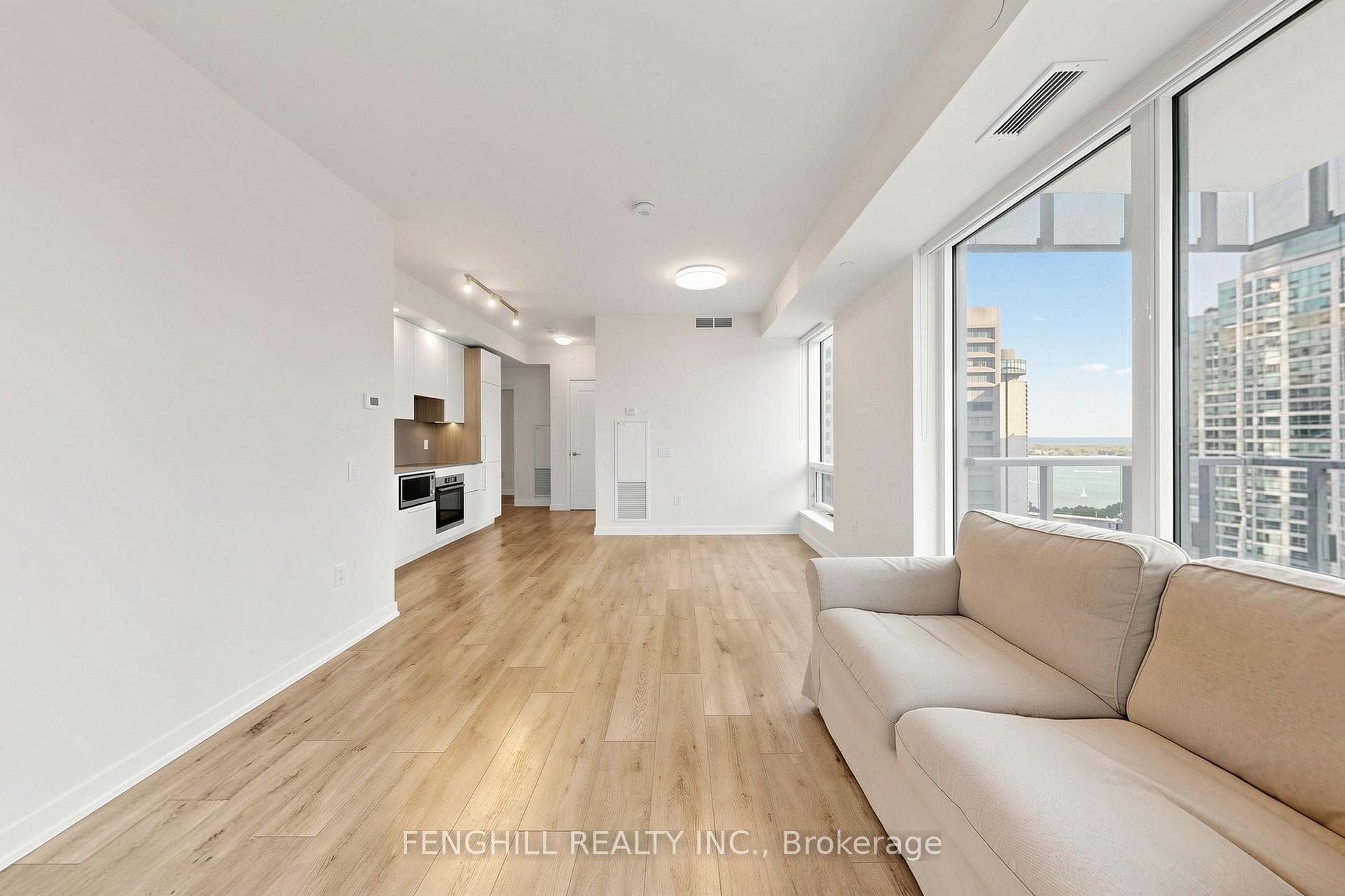 28 Freeland Street Unit 2104 photo 14