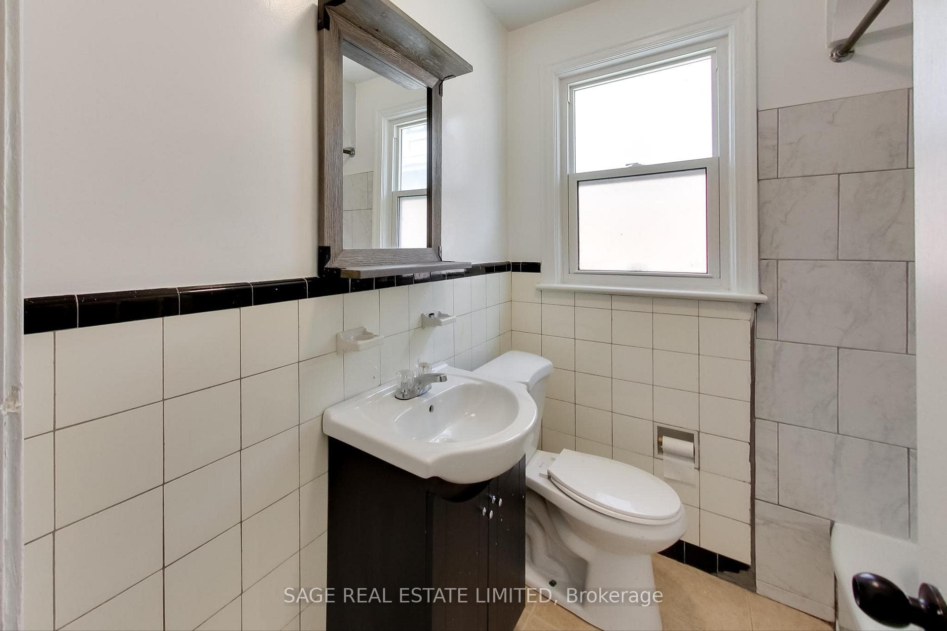 72 Burncrest Drive Unit Main photo 18