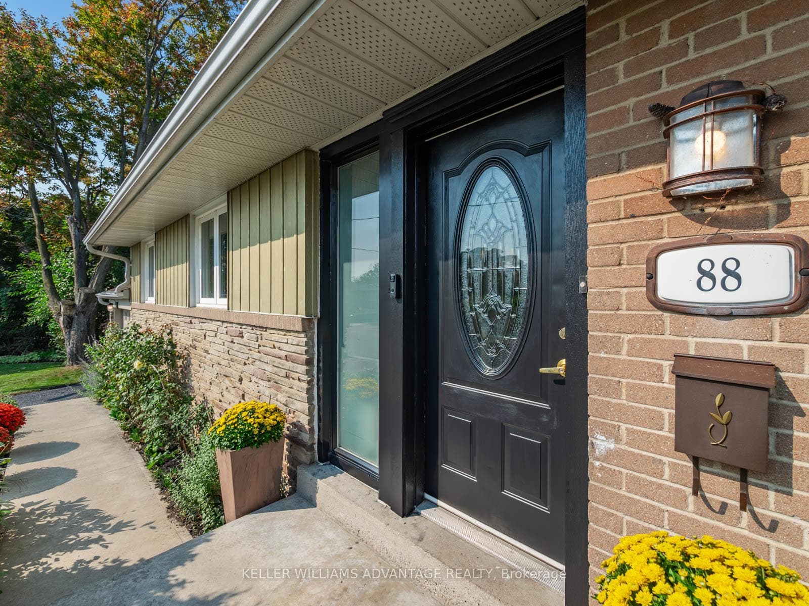 88 Wellesworth Drive photo 3