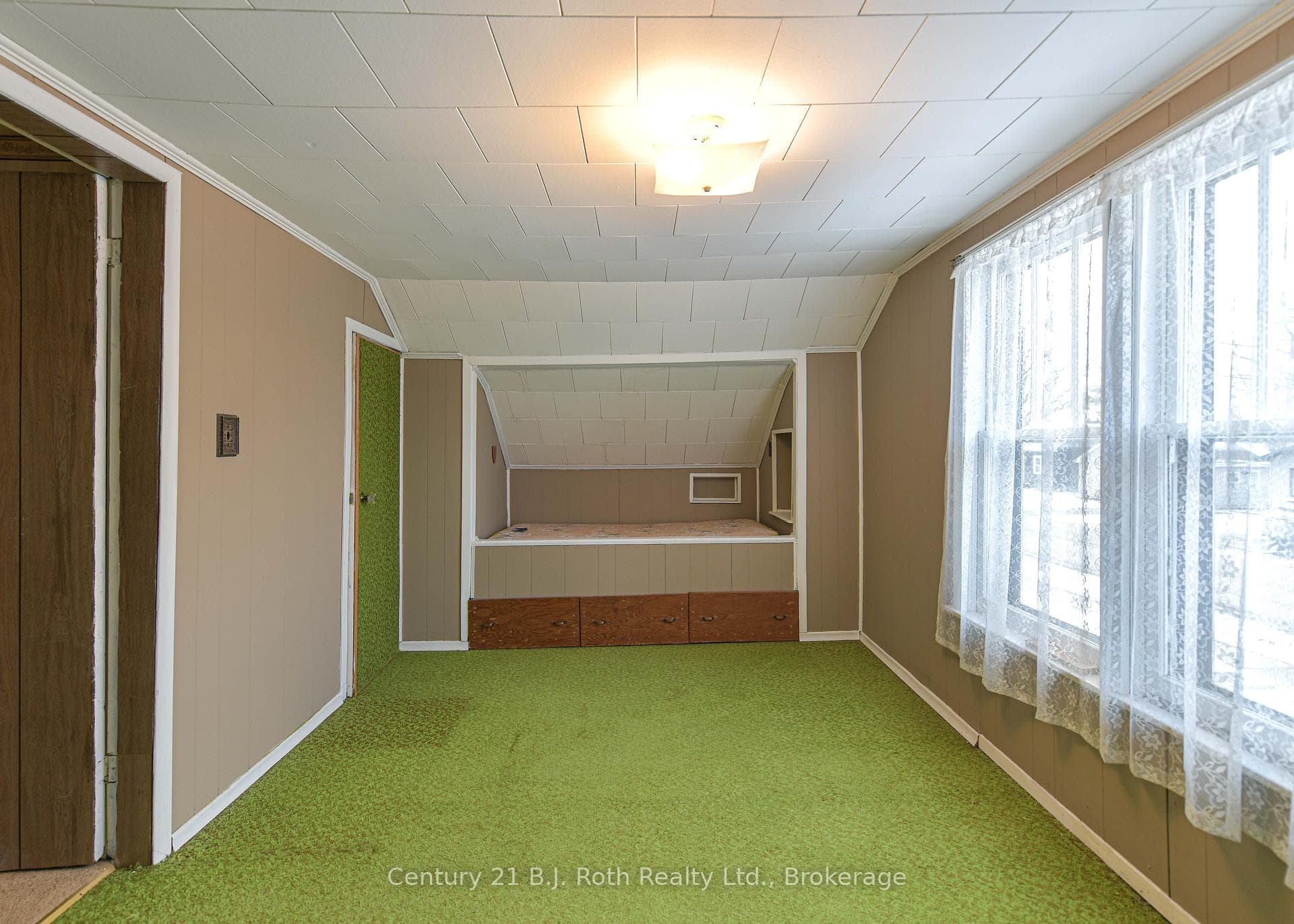 337 Colborne Street photo 32