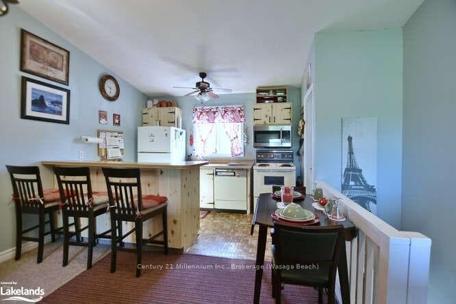 171 ESCARPMENT Crescent photo 18