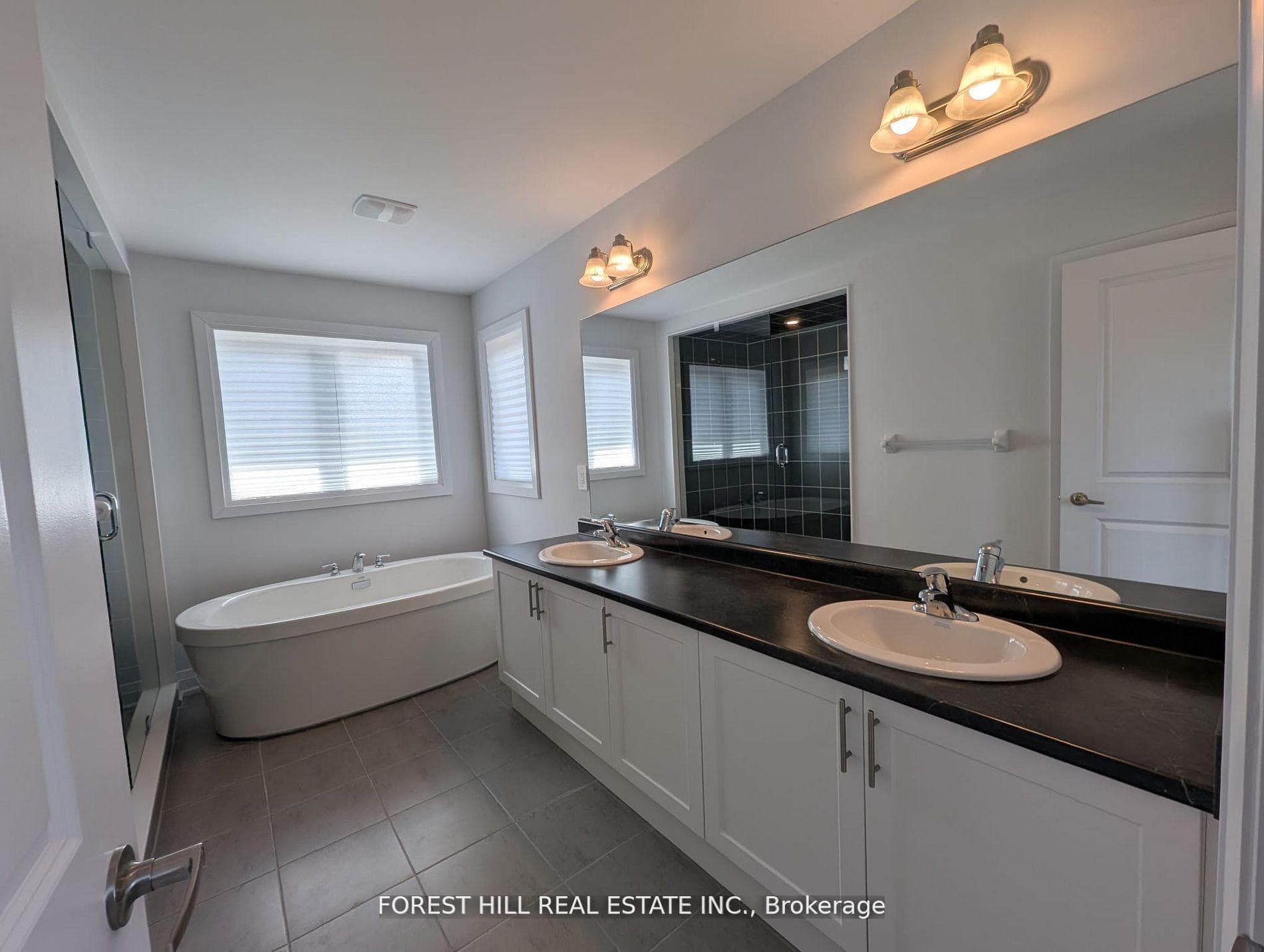 146 St Joseph Road photo 26