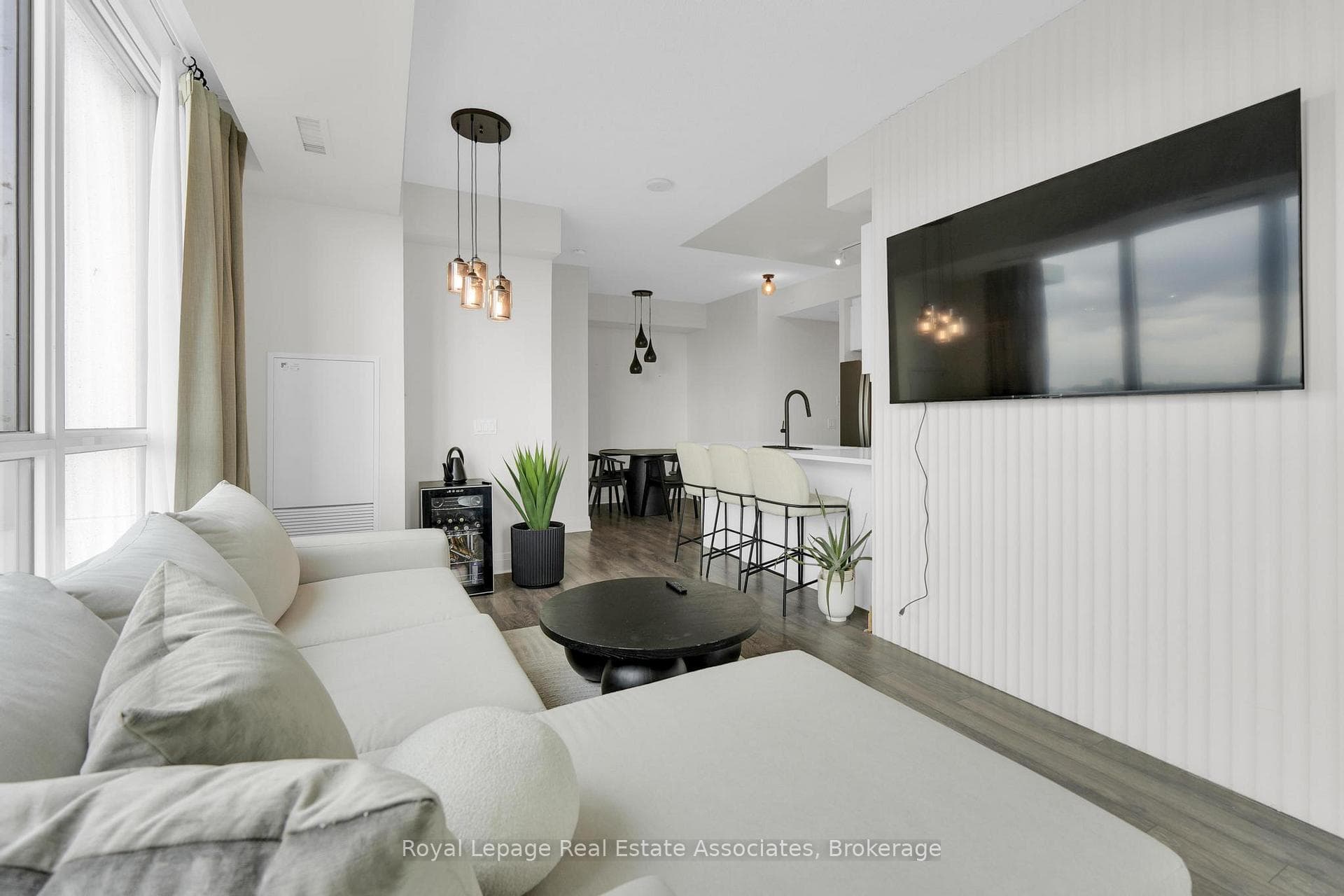 15 Zorra Street Unit 1007 photo 15