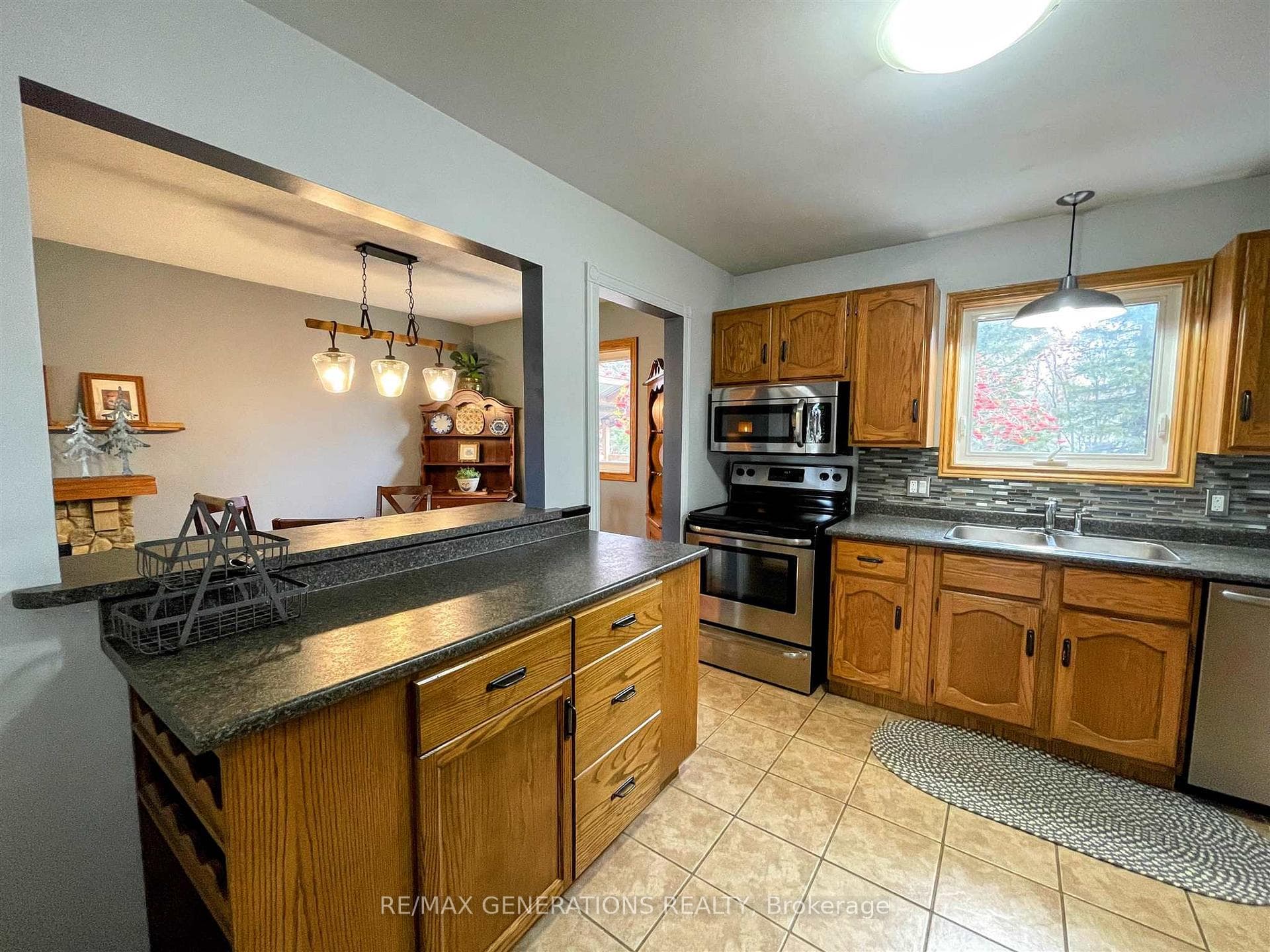 28 Michano Drive photo 7
