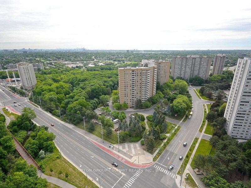 90 Absolute Avenue Unit 2502 photo 38