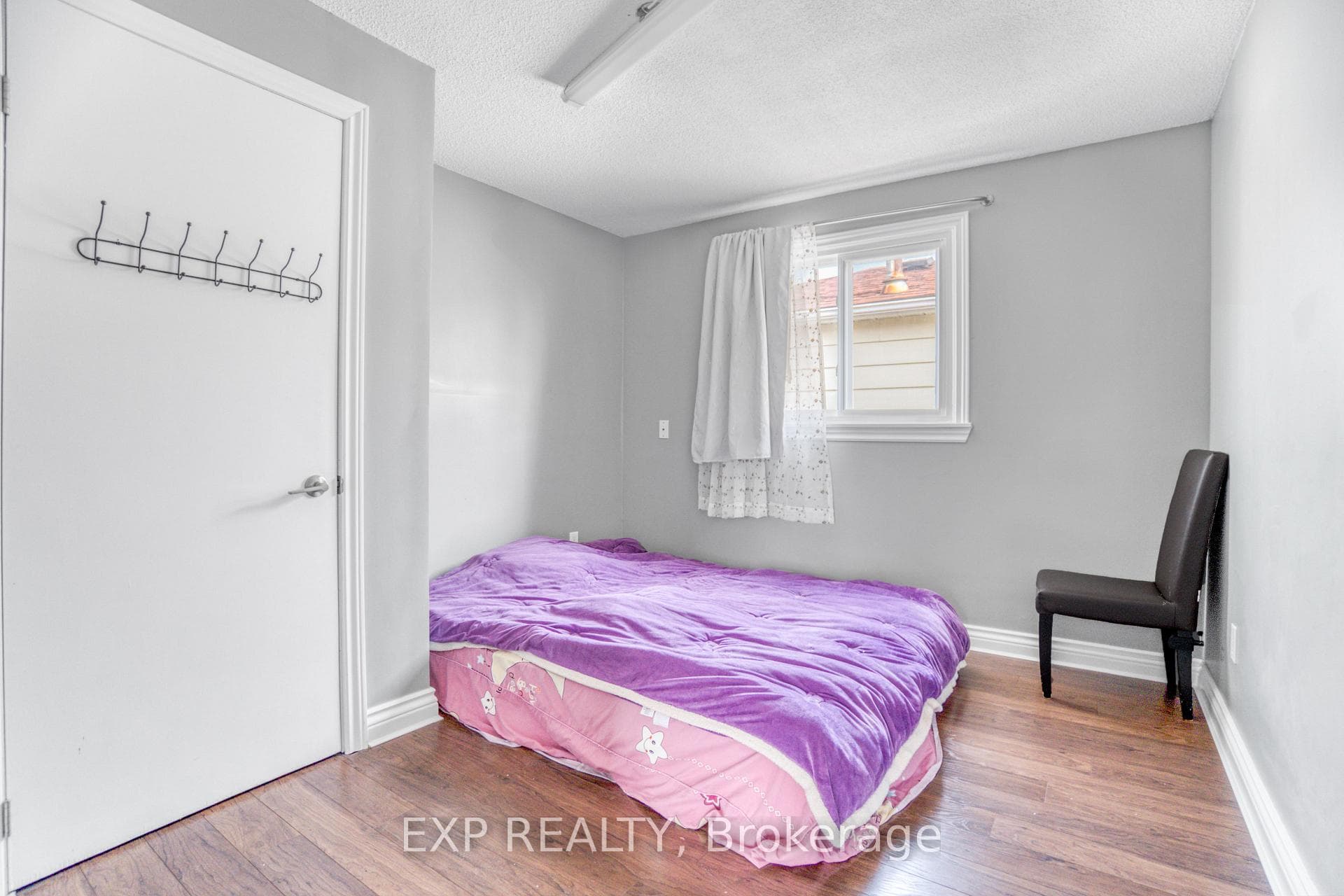 111 Morton Way photo 32