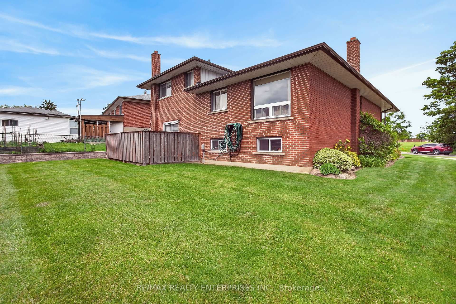 3 Slane Court photo 49