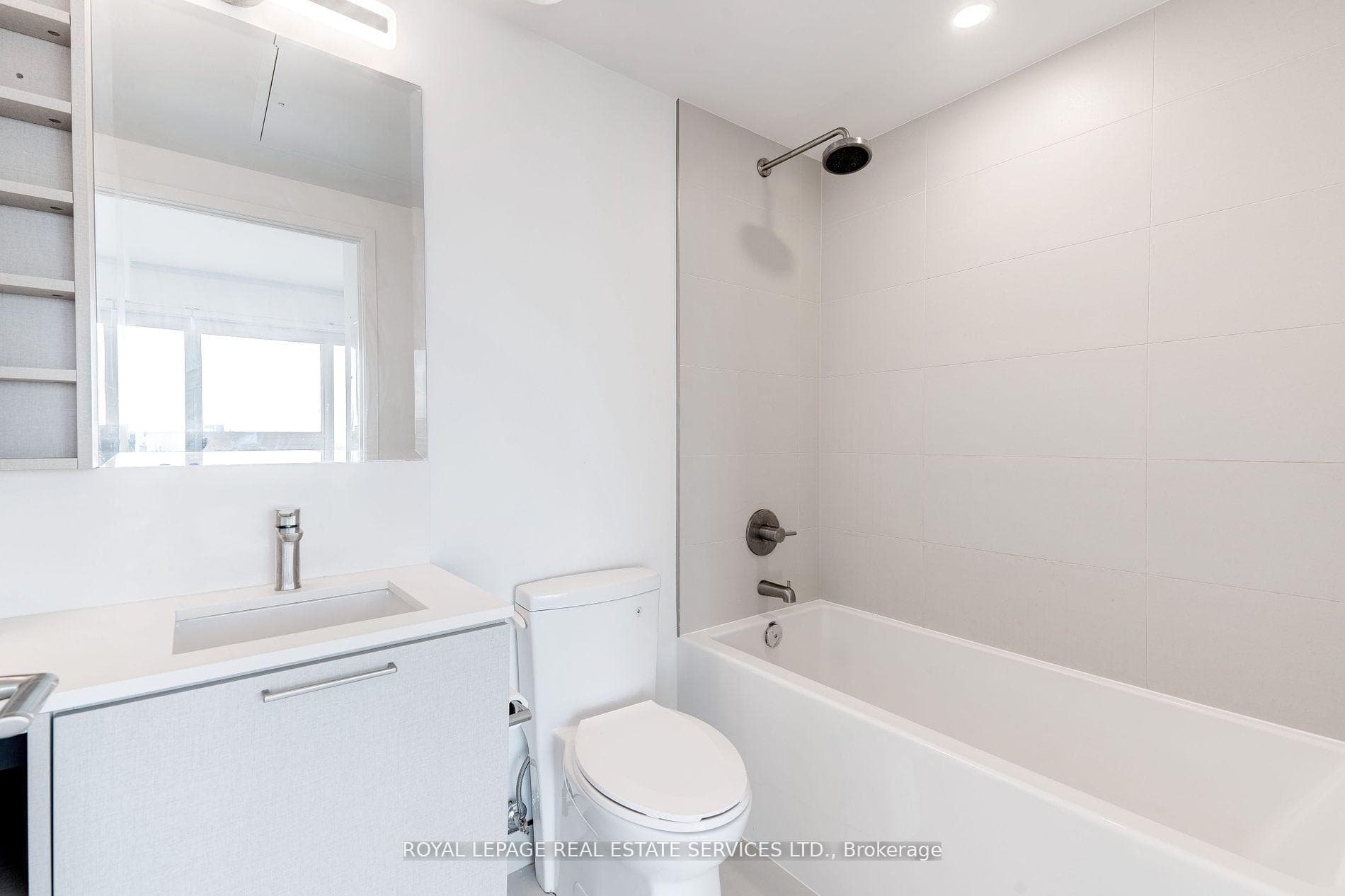 19 Western Battery Road Unit 3508 photo 21