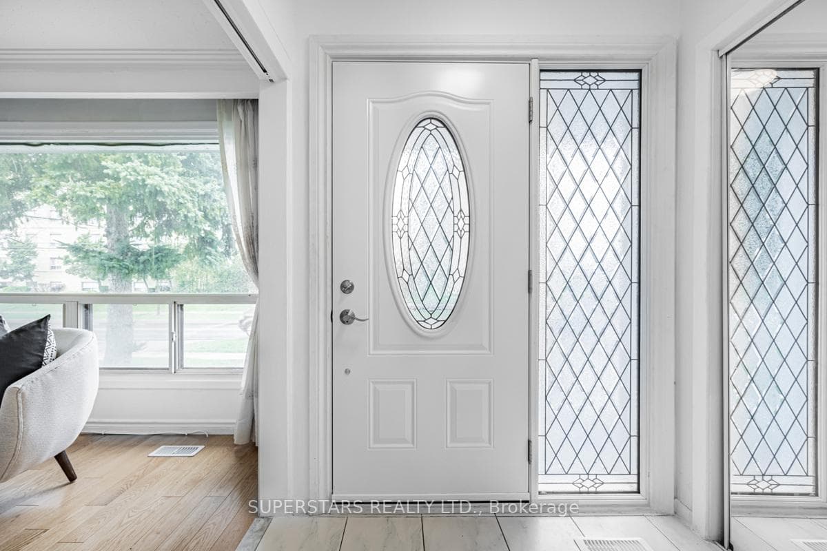 70 Lindylou Road photo 4