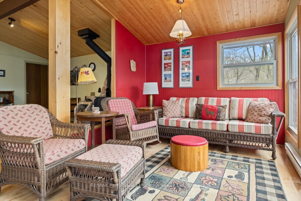 Sitting room overlooks the lake