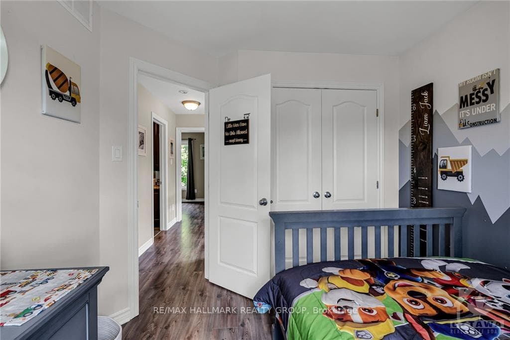 308 TRILLIUM Circle photo 19