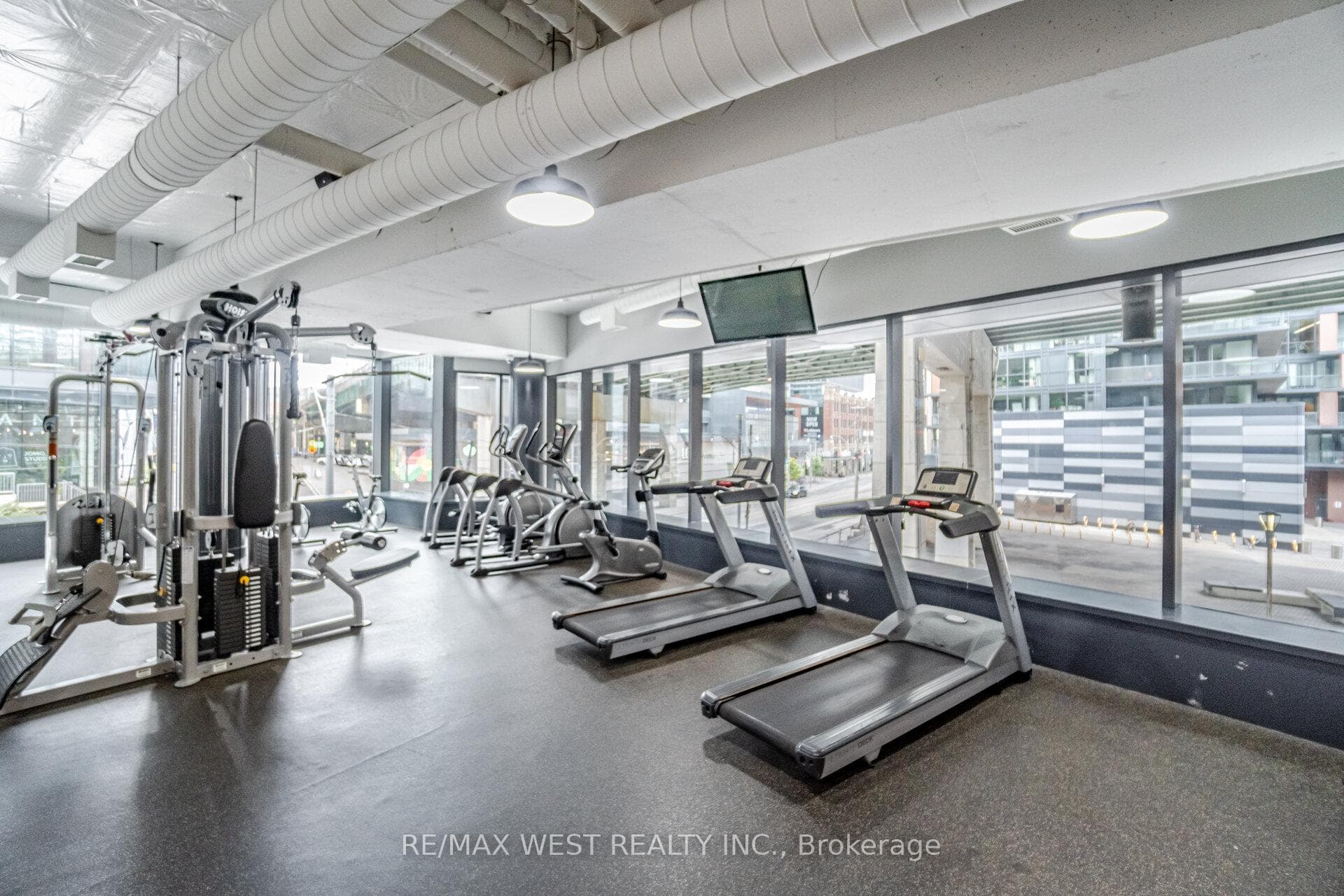 169 Fort York Boulevard Unit 715 photo 28