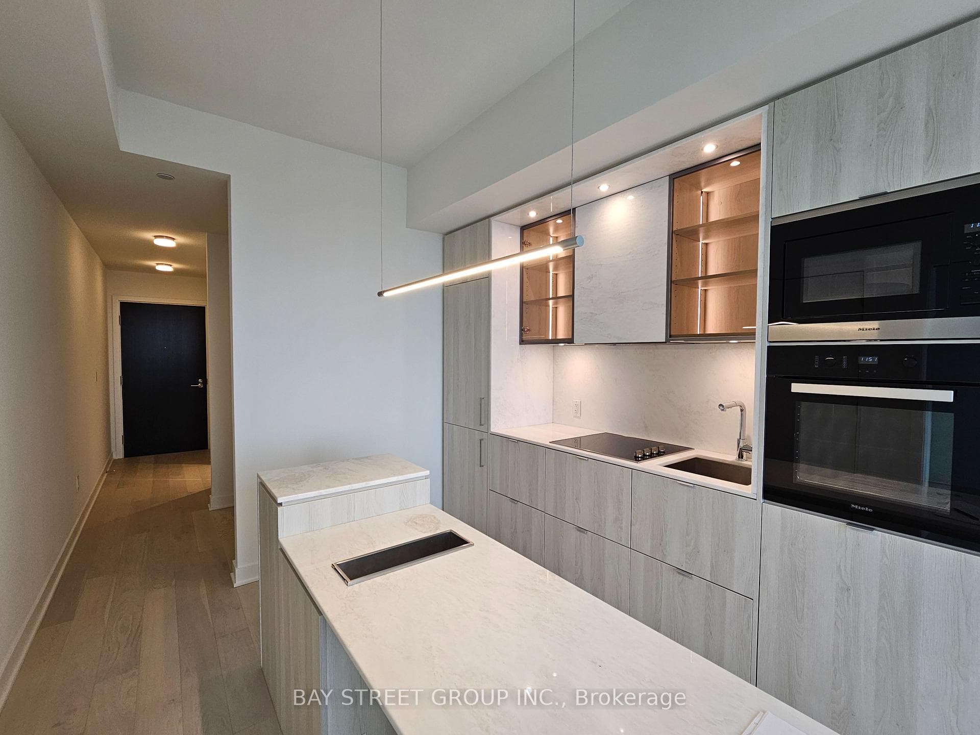11 Yorkville Avenue Unit 5108 photo 7