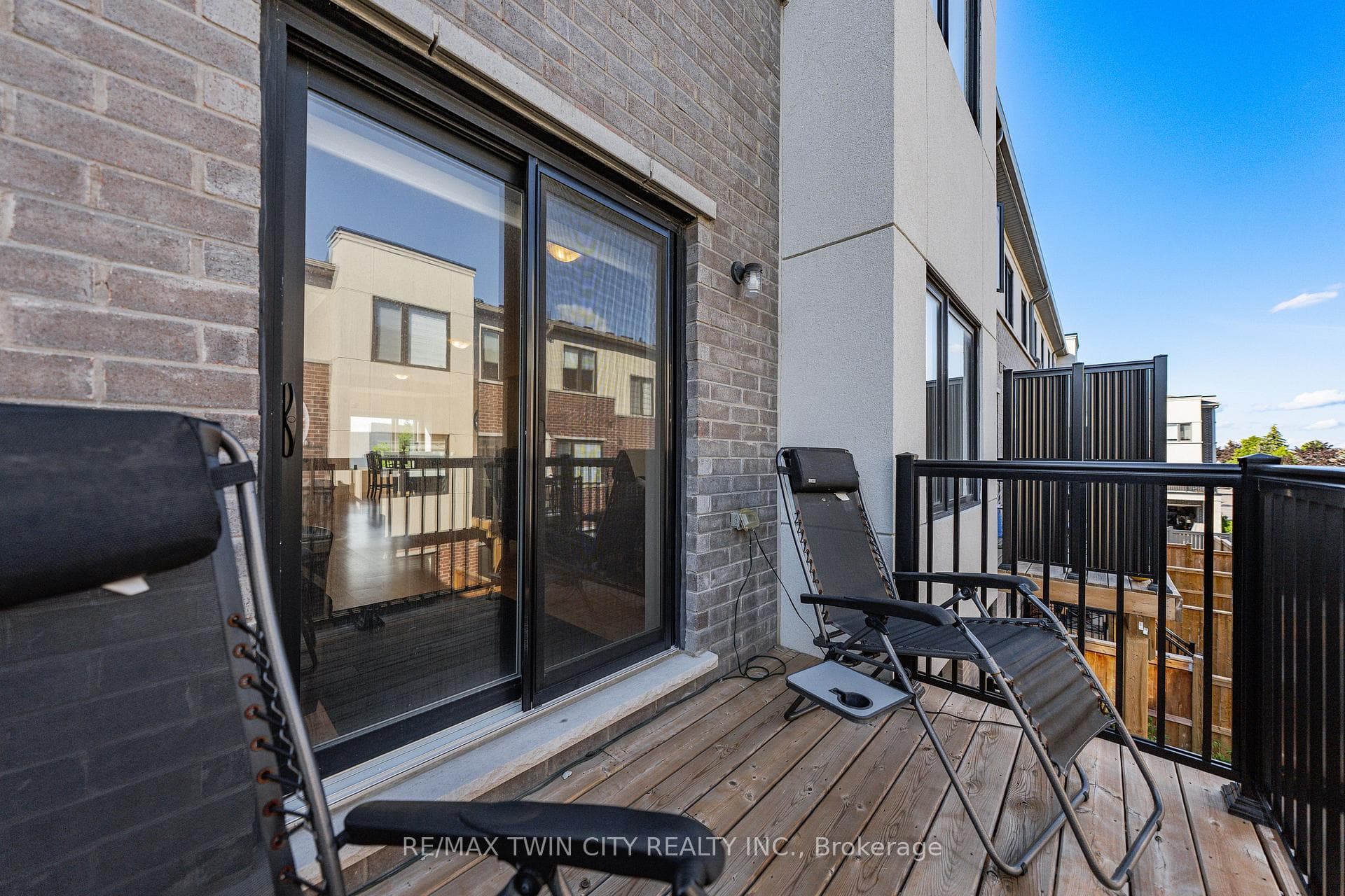 49 Lambert Lane photo 18