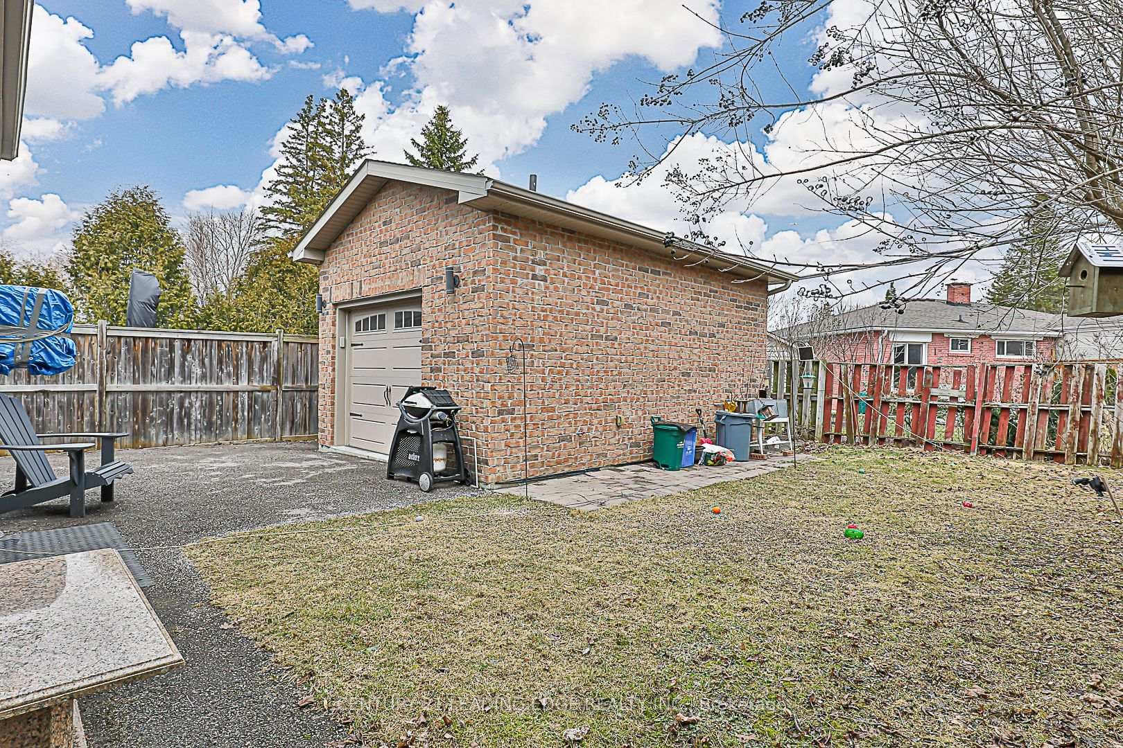 13 Richardson Drive photo 37