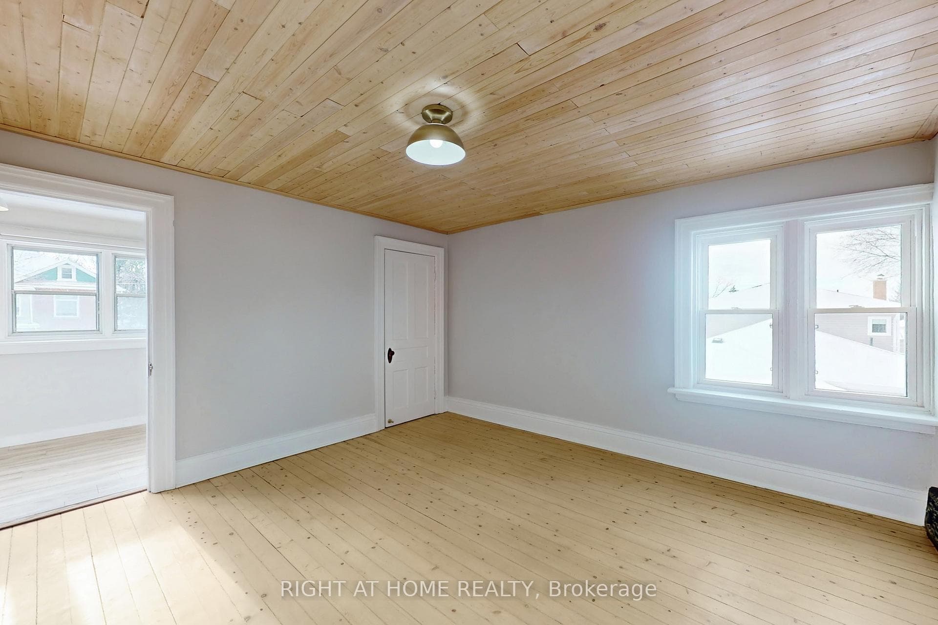 333 Millard Avenue Unit Upper photo 10