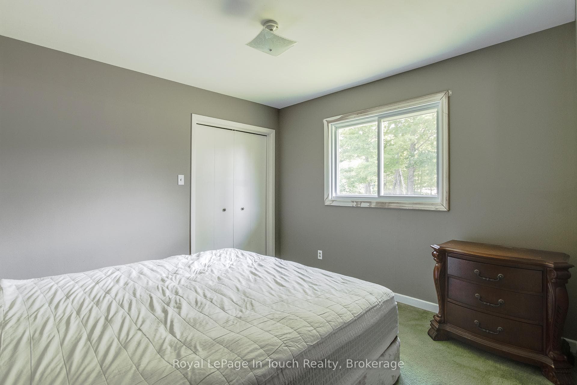 740 Balm Beach Road photo 23