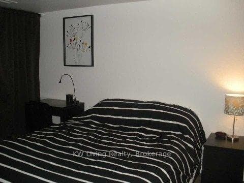 8 Telegram Mews Unit 627 photo 5