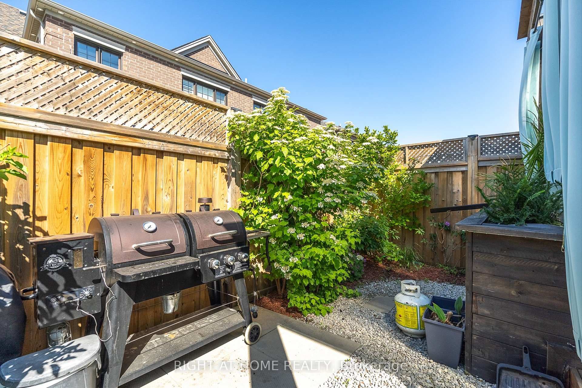 1192 Raspberry Terrace photo 50