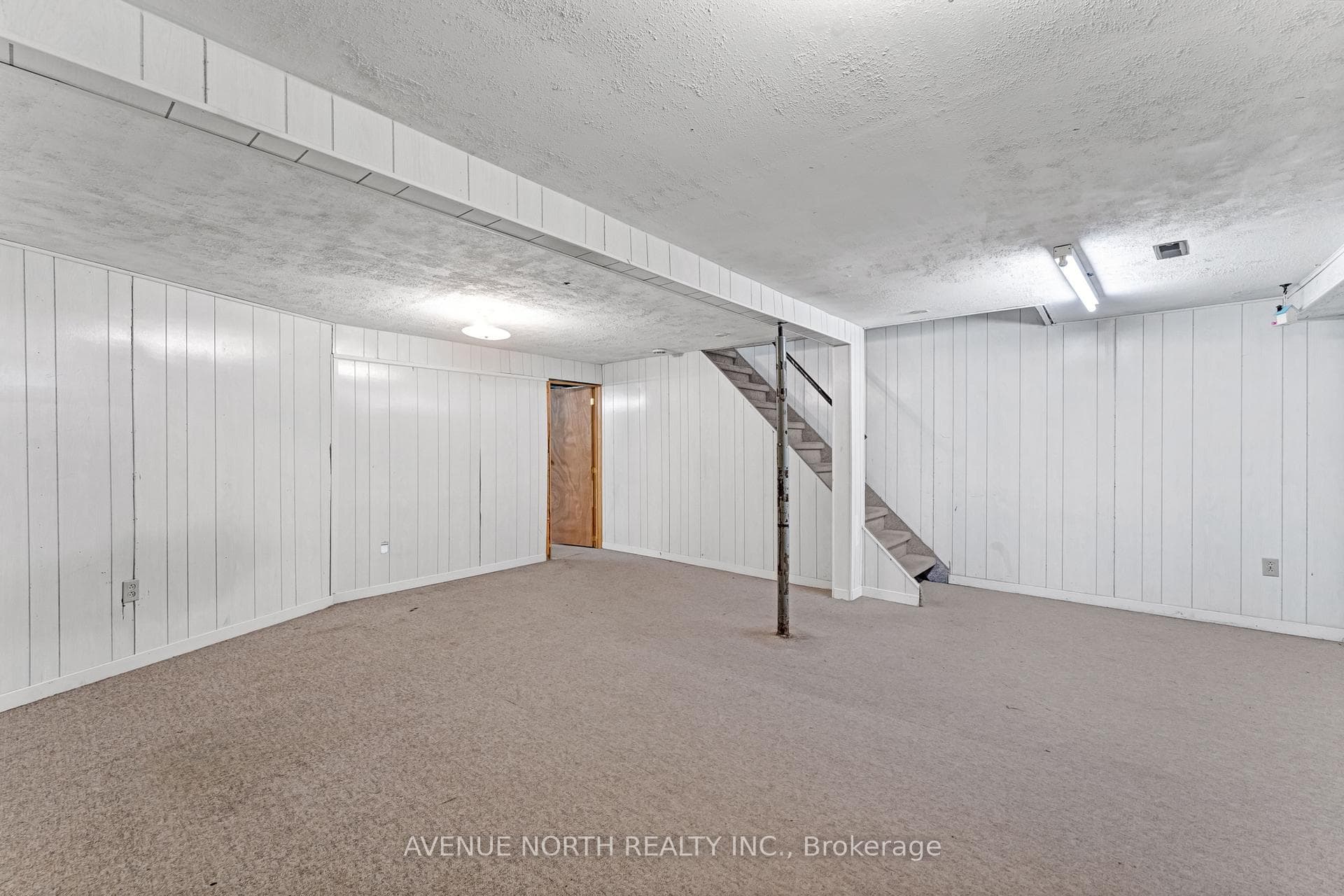 3489 Southgate Road photo 22