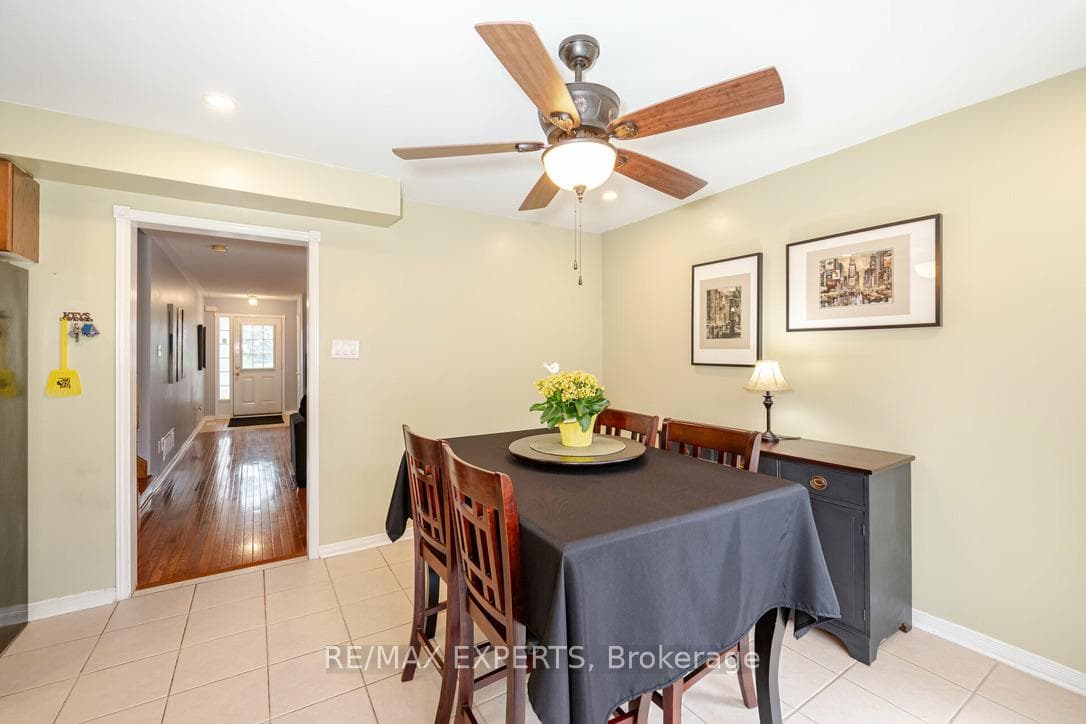 26 Peachleaf Crescent photo 9