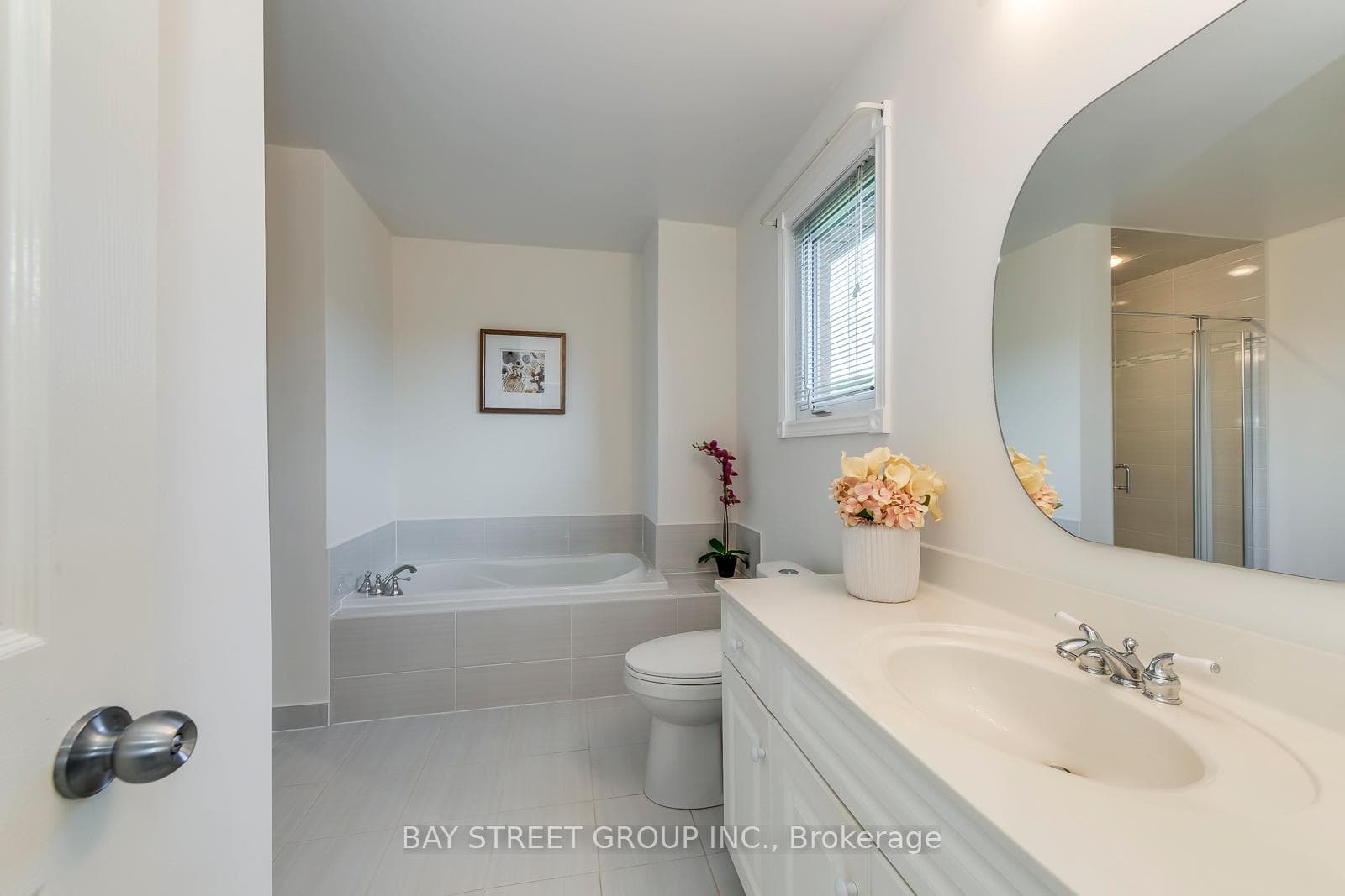 1369 Bishopstoke Way photo 36