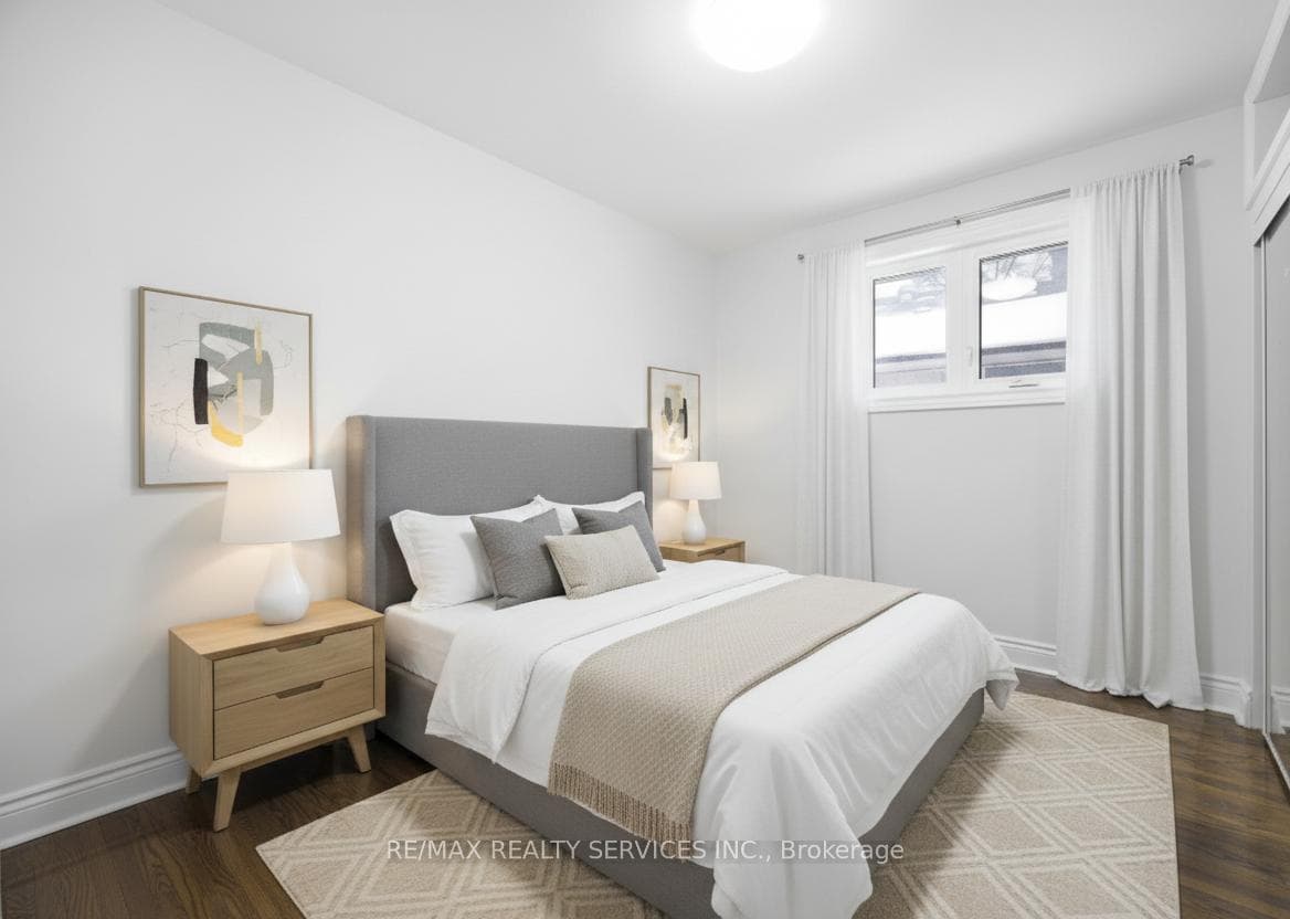 21 Radwinter Drive photo 16