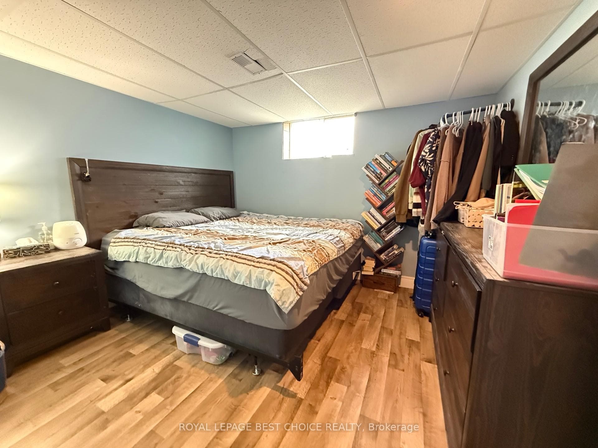 214 Haliburton Avenue photo 35
