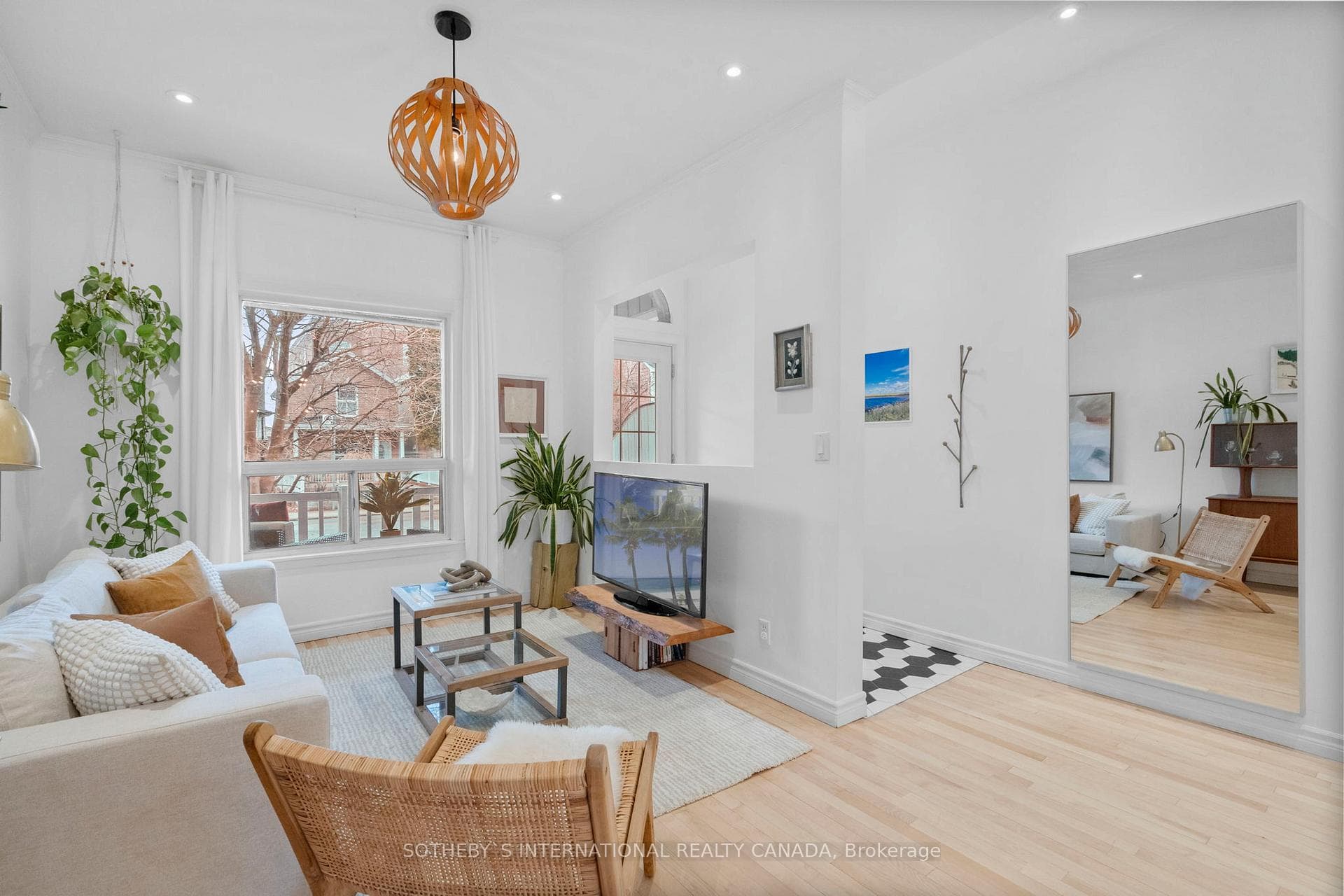 134 Lindsey Avenue photo 5