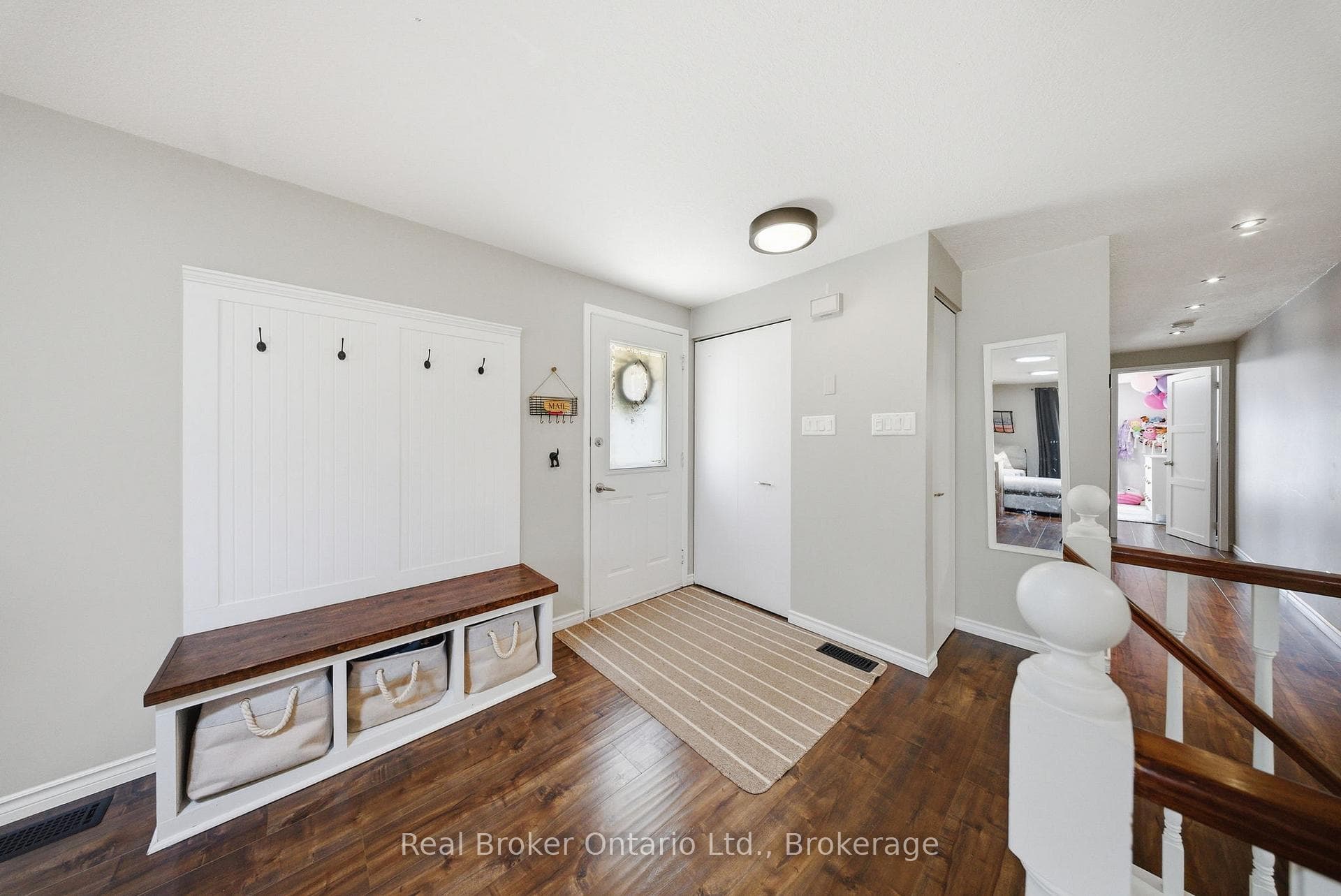58 Leacock Avenue photo 5