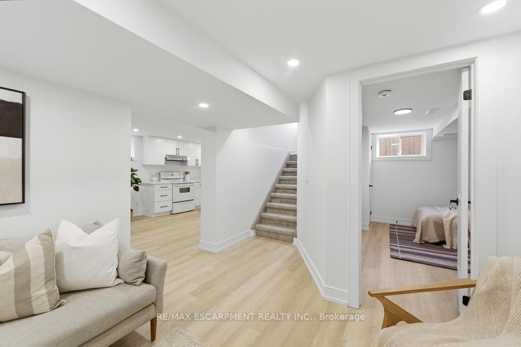 173 WEST 19TH Street photo 21