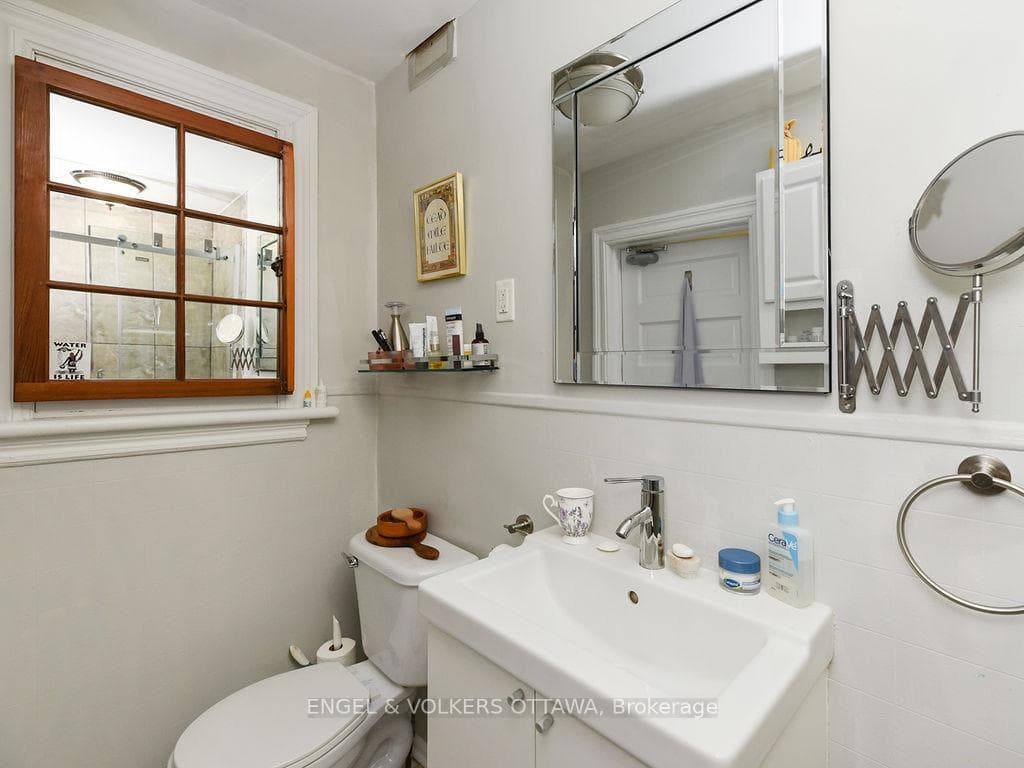 81 Third Avenue Unit 1 photo 22