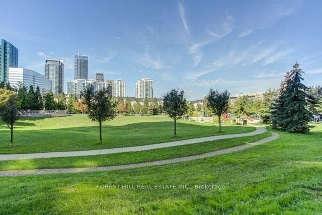 51 Harrison Garden Boulevard Unit 711 photo 13