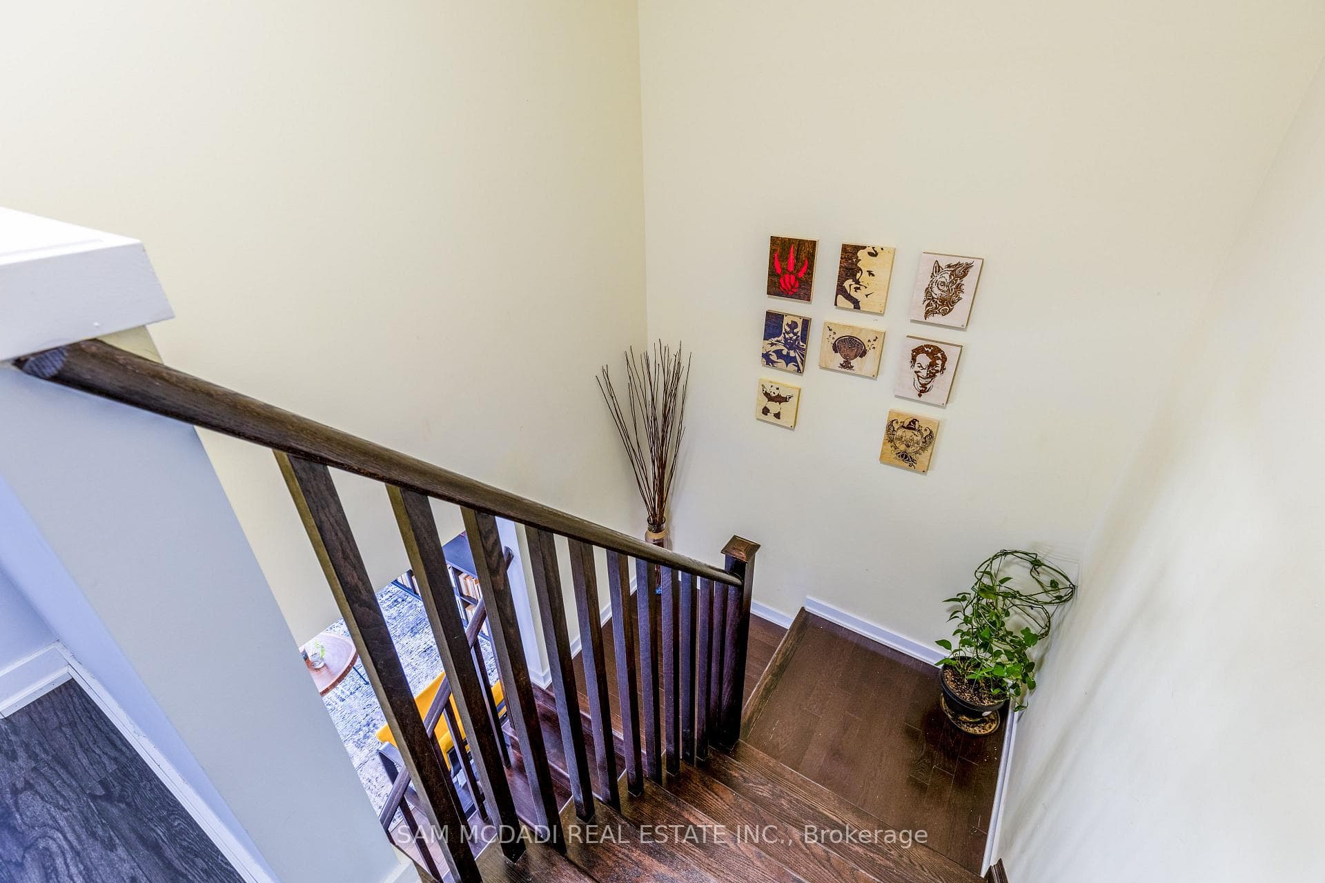 98 Crafter Crescent photo 16