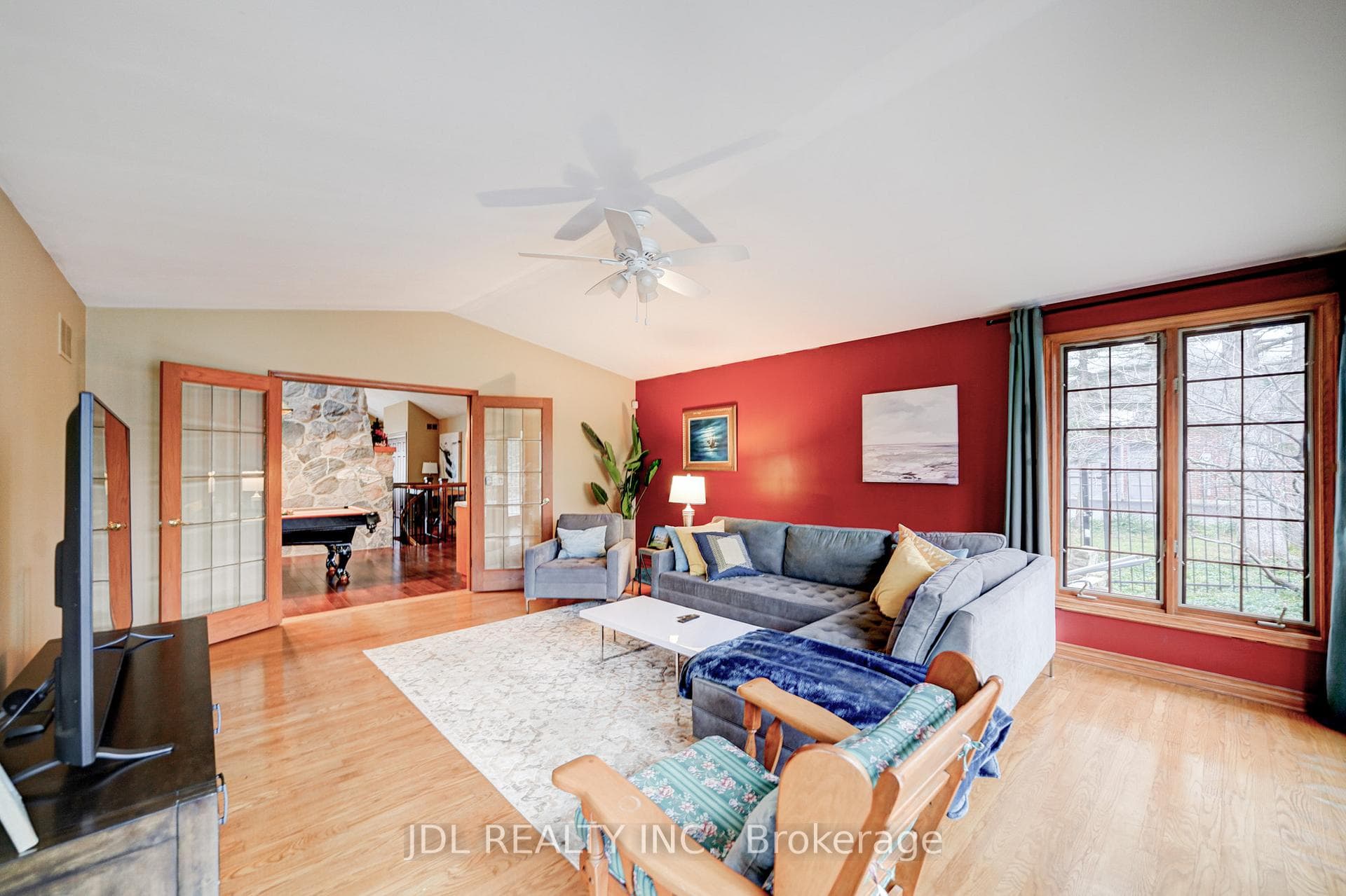 2033 Niagara River Parkway photo 24