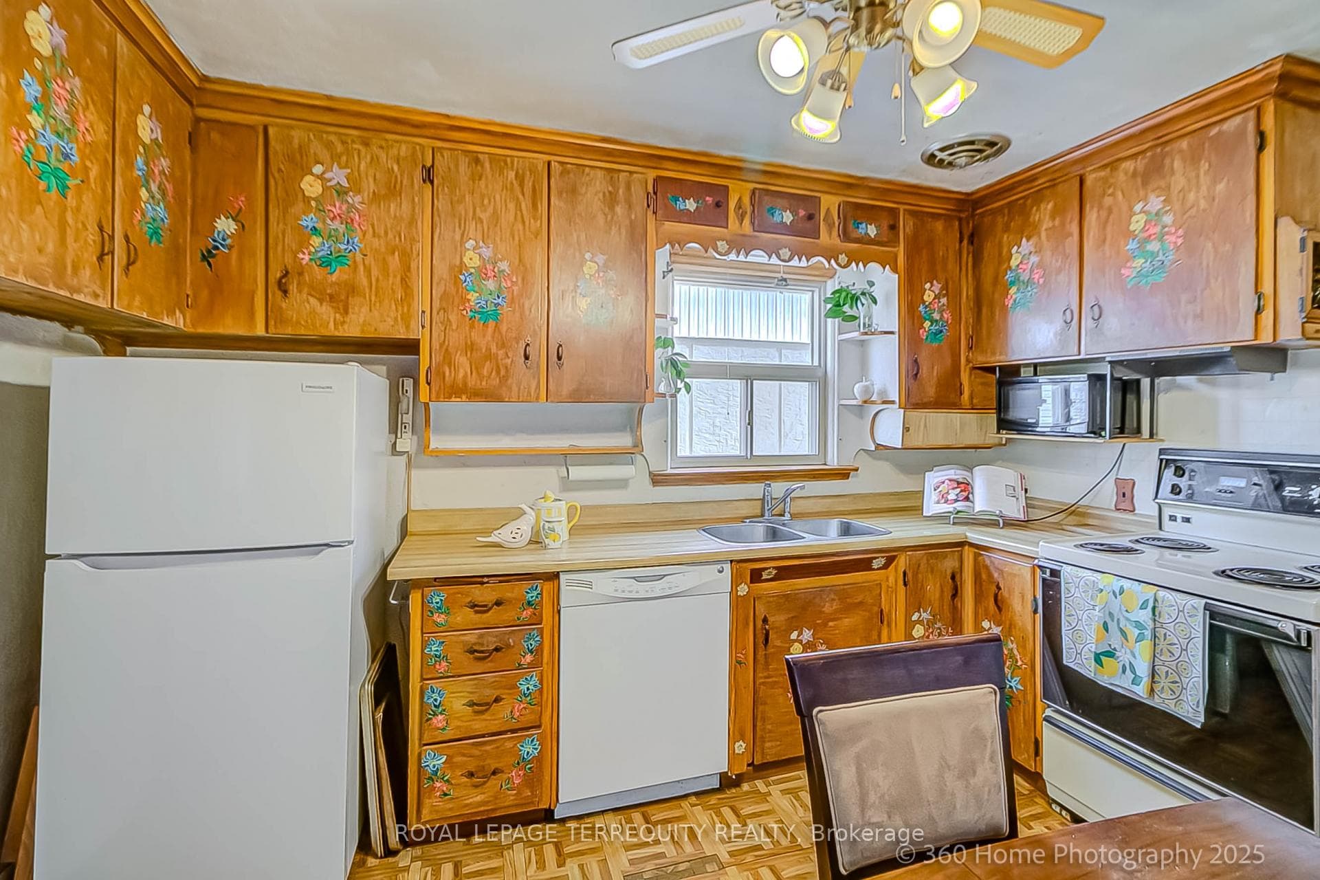 8 Graylee Avenue photo 6