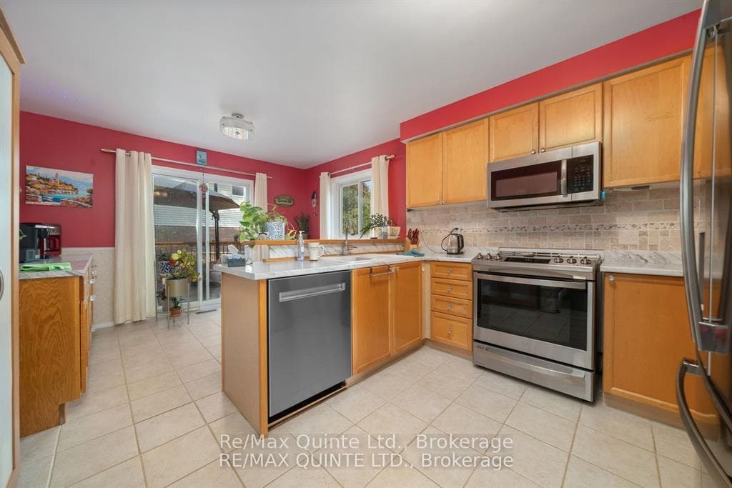 2 Marchmont Place photo 10