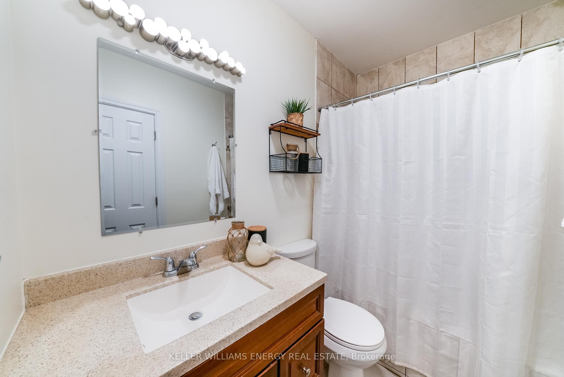 184 Pickering Street photo 14